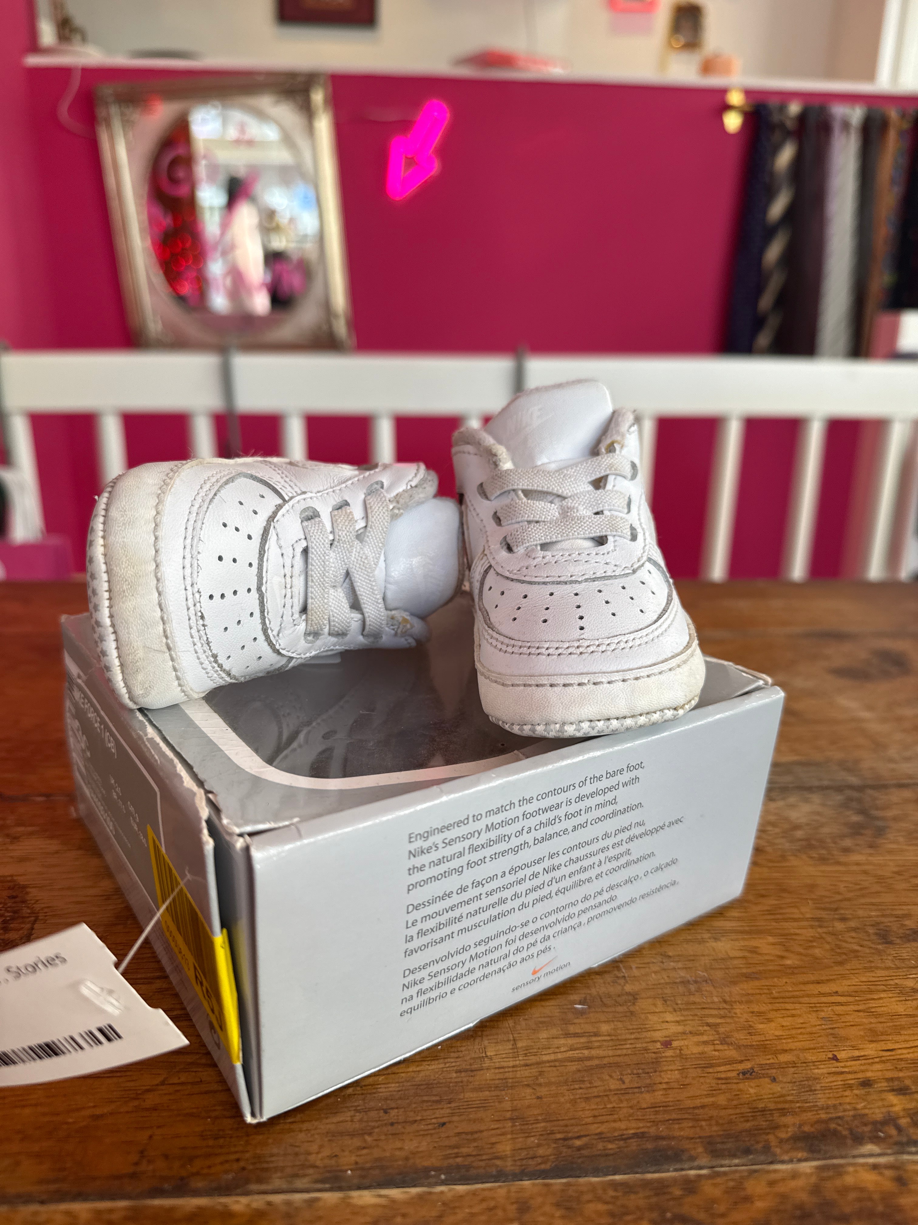 Nike Force 1 maat 18,5