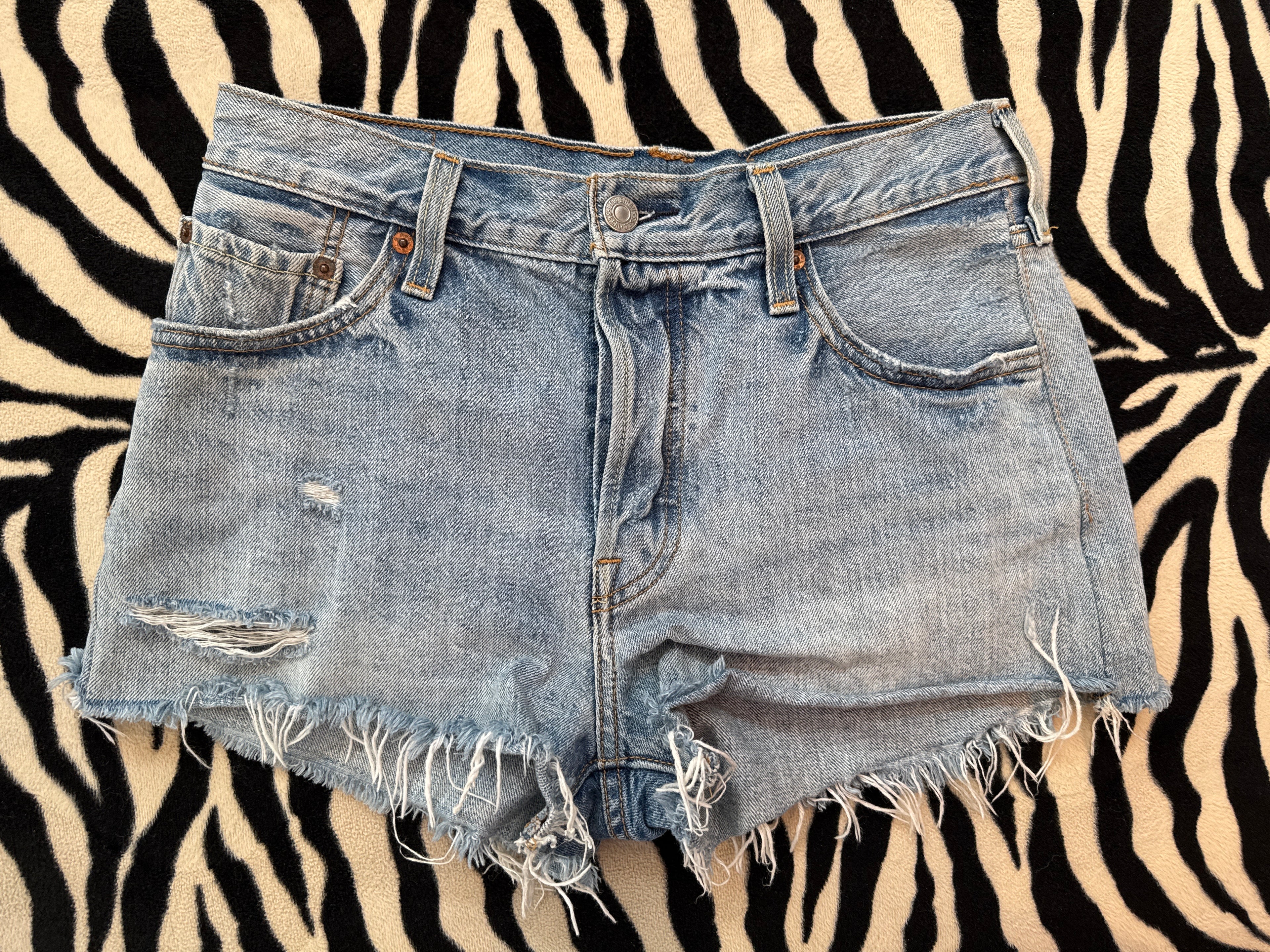 LEVI’s shorts maat XS/S
