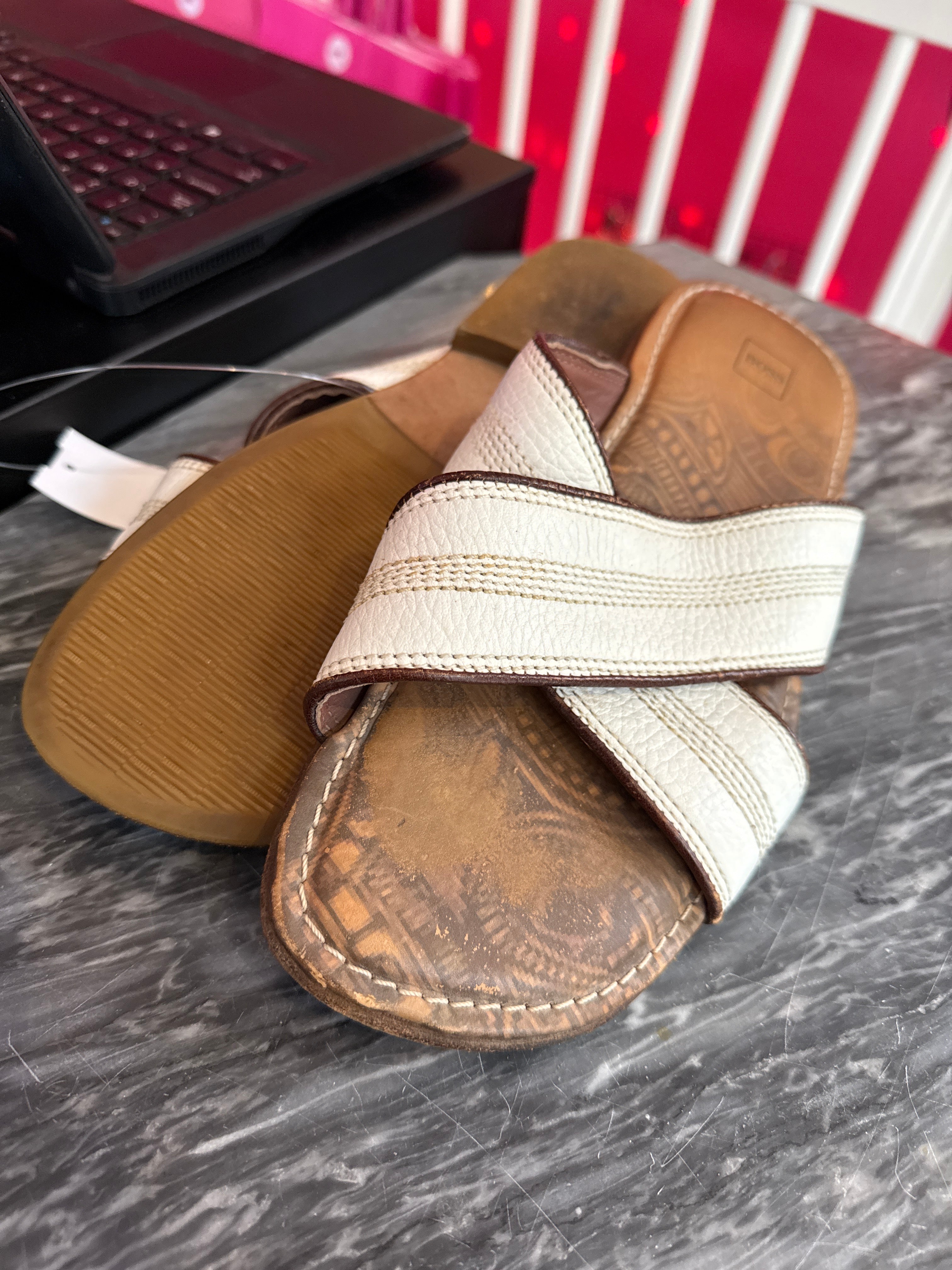 Hugo Boss slippers maat 39