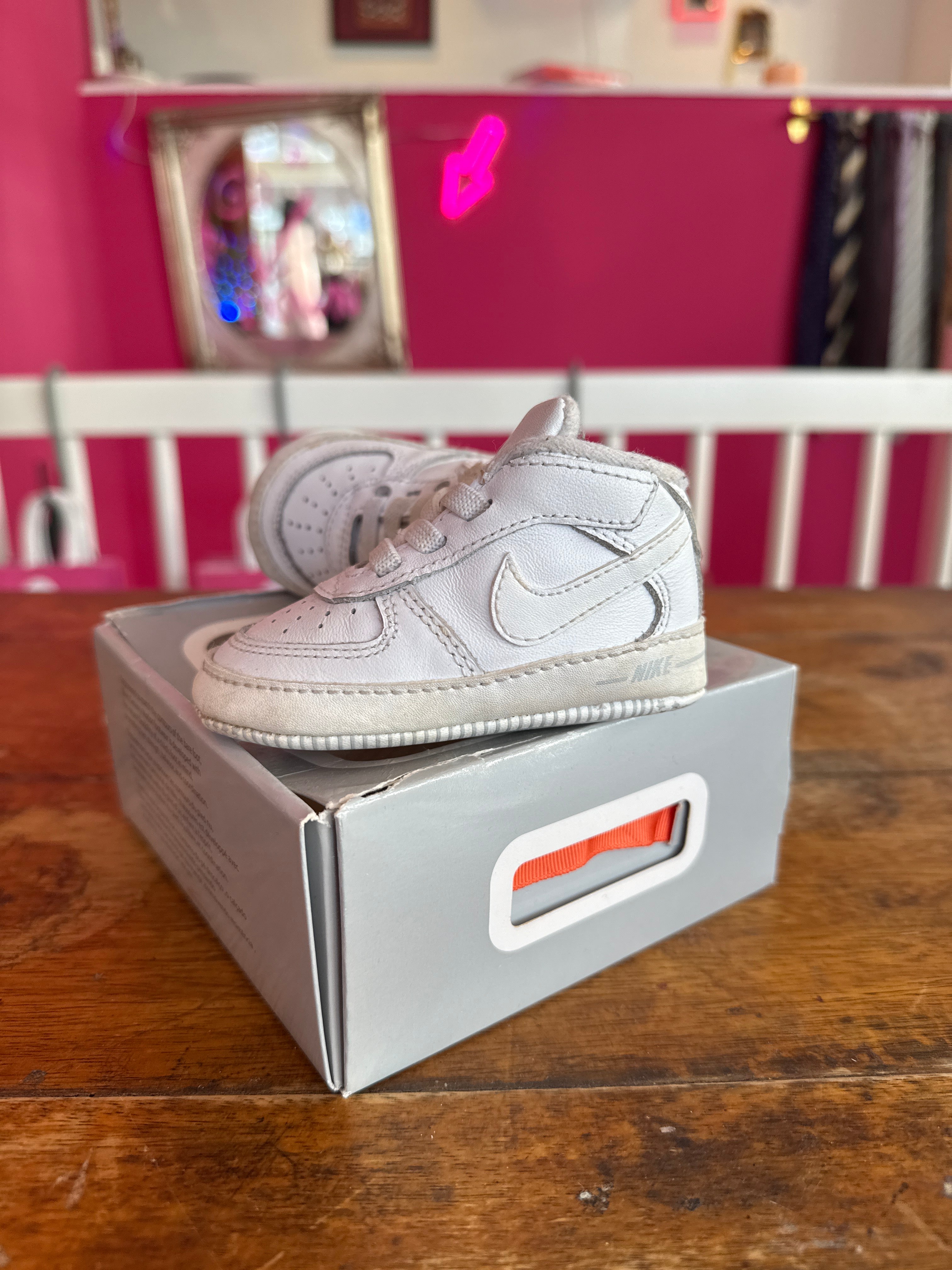 Nike Force 1 maat 18,5