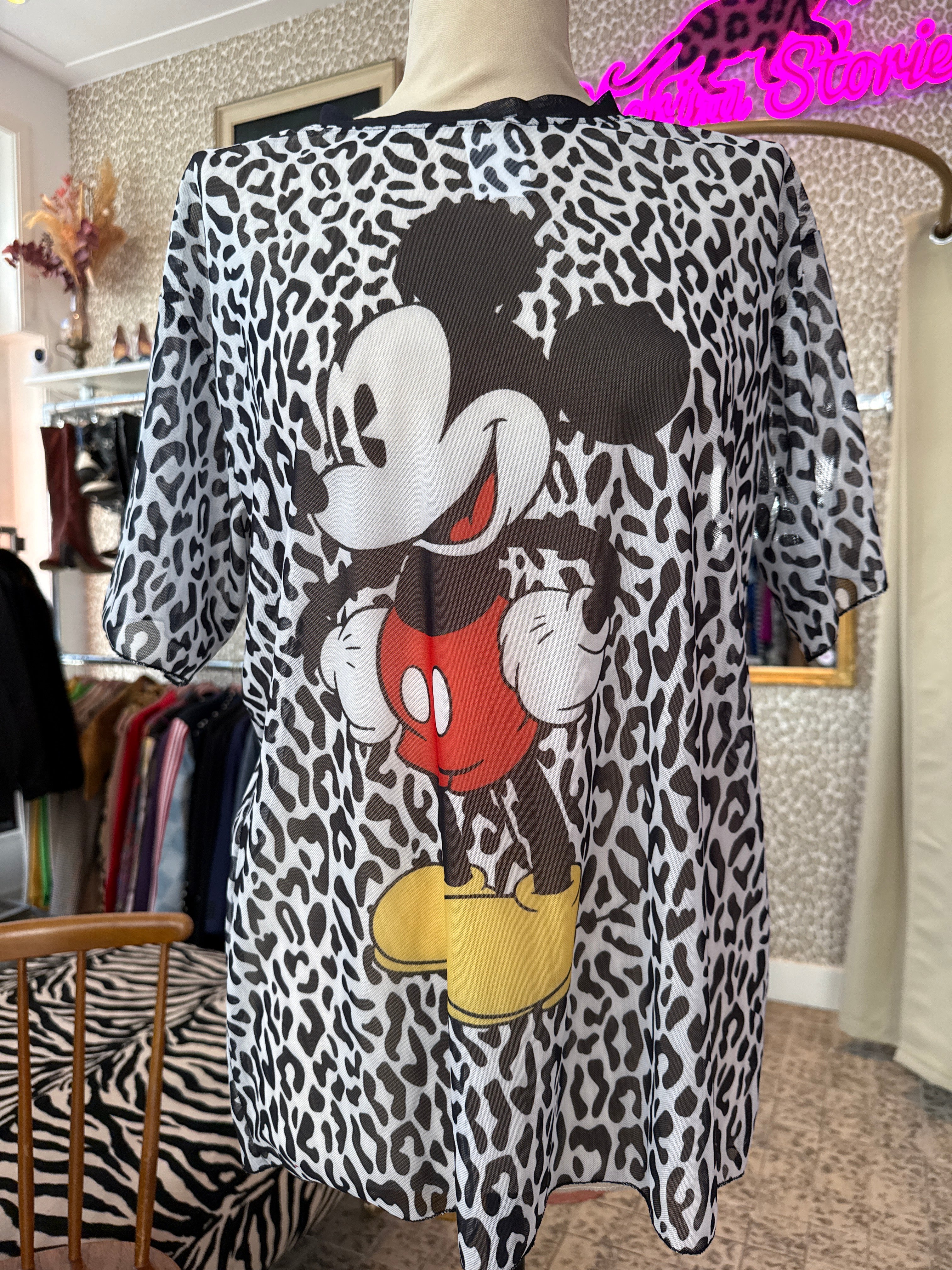 Mesh mickey mouse t-shirt maat L