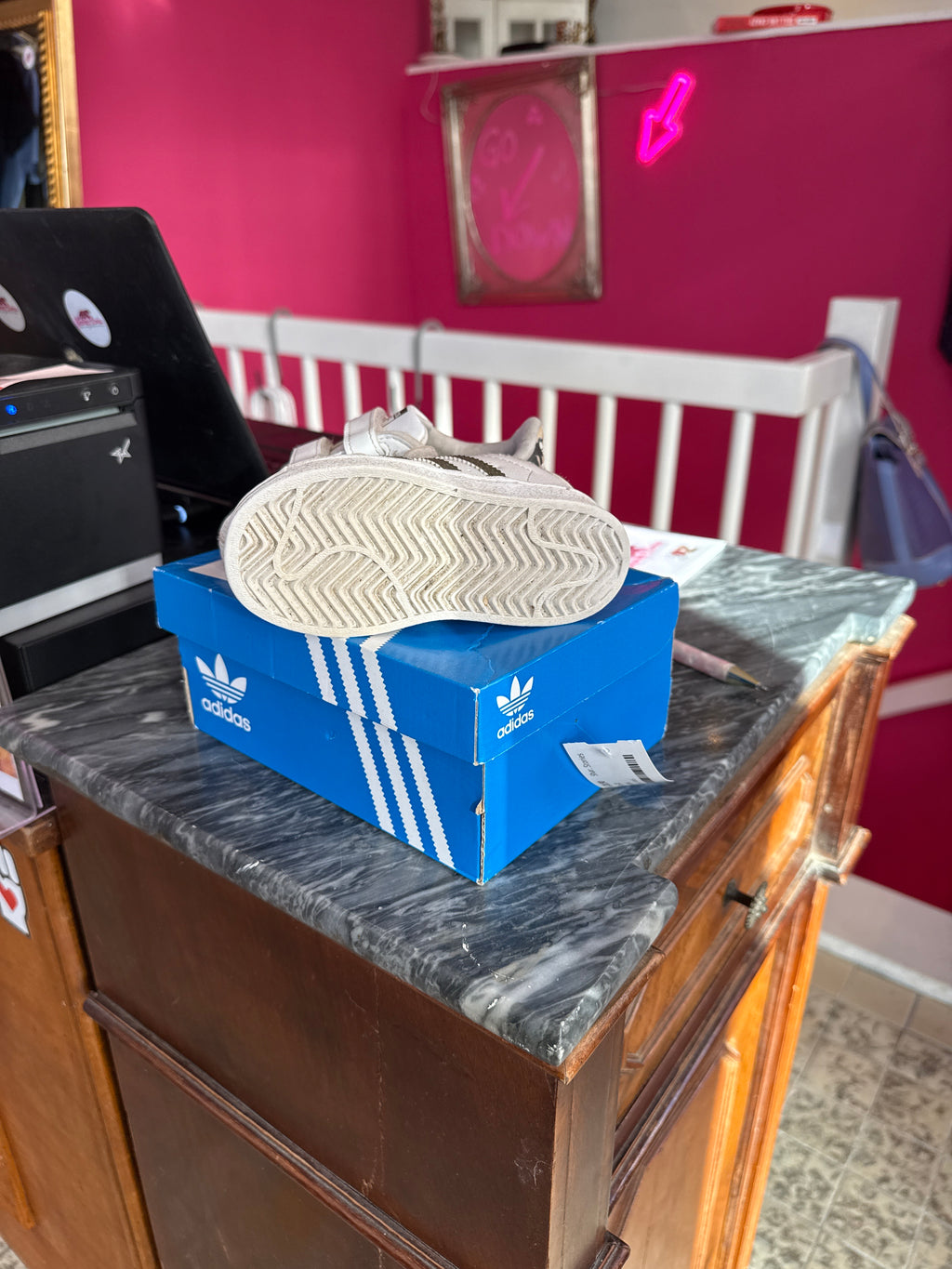 Adidas sneakers maat 22
