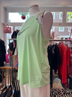 Nike sport top (nieuw) maat L