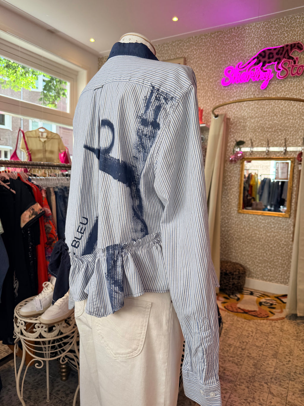 Upcycled overhemd made by Sharon maat S/M