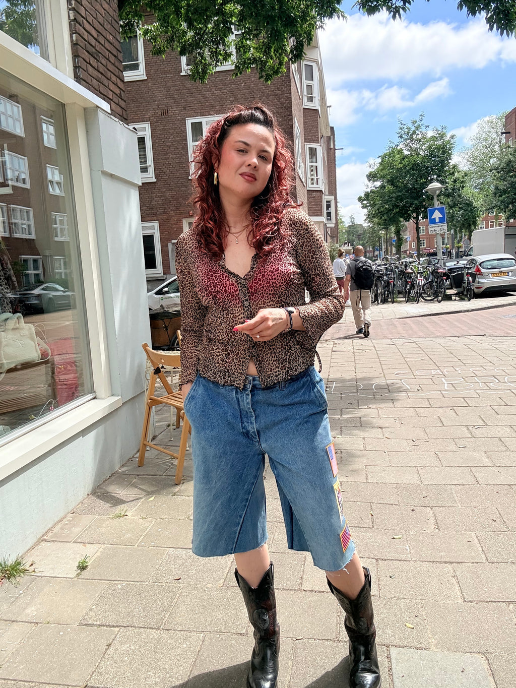 Upcycled Jorts met patches maat L / EU size 42