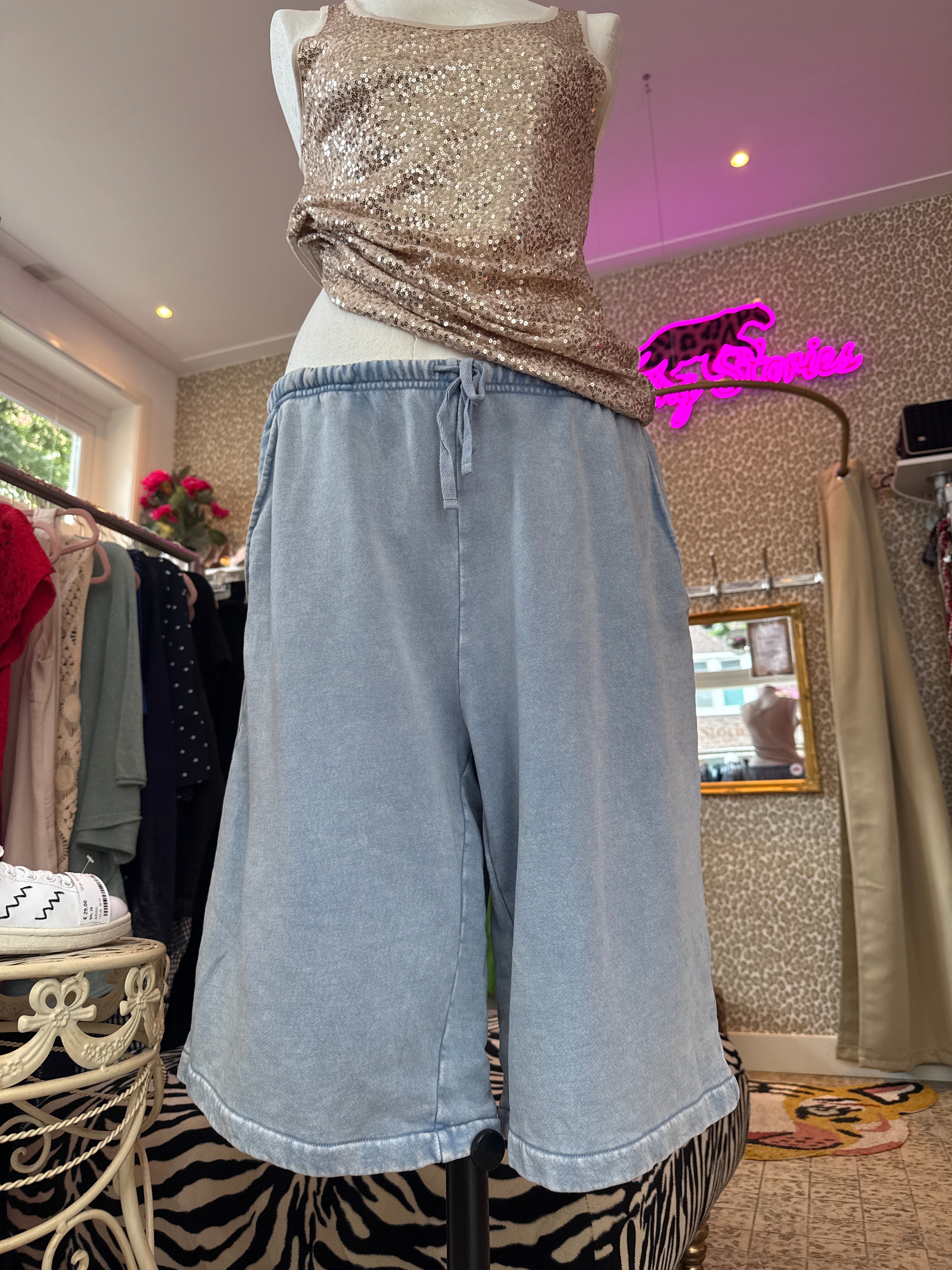ARKET shorts maat M / jogging materiaal / oversized