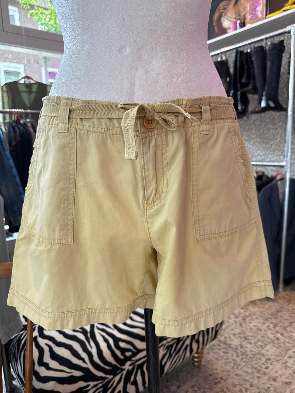 C&A broekje maat L
