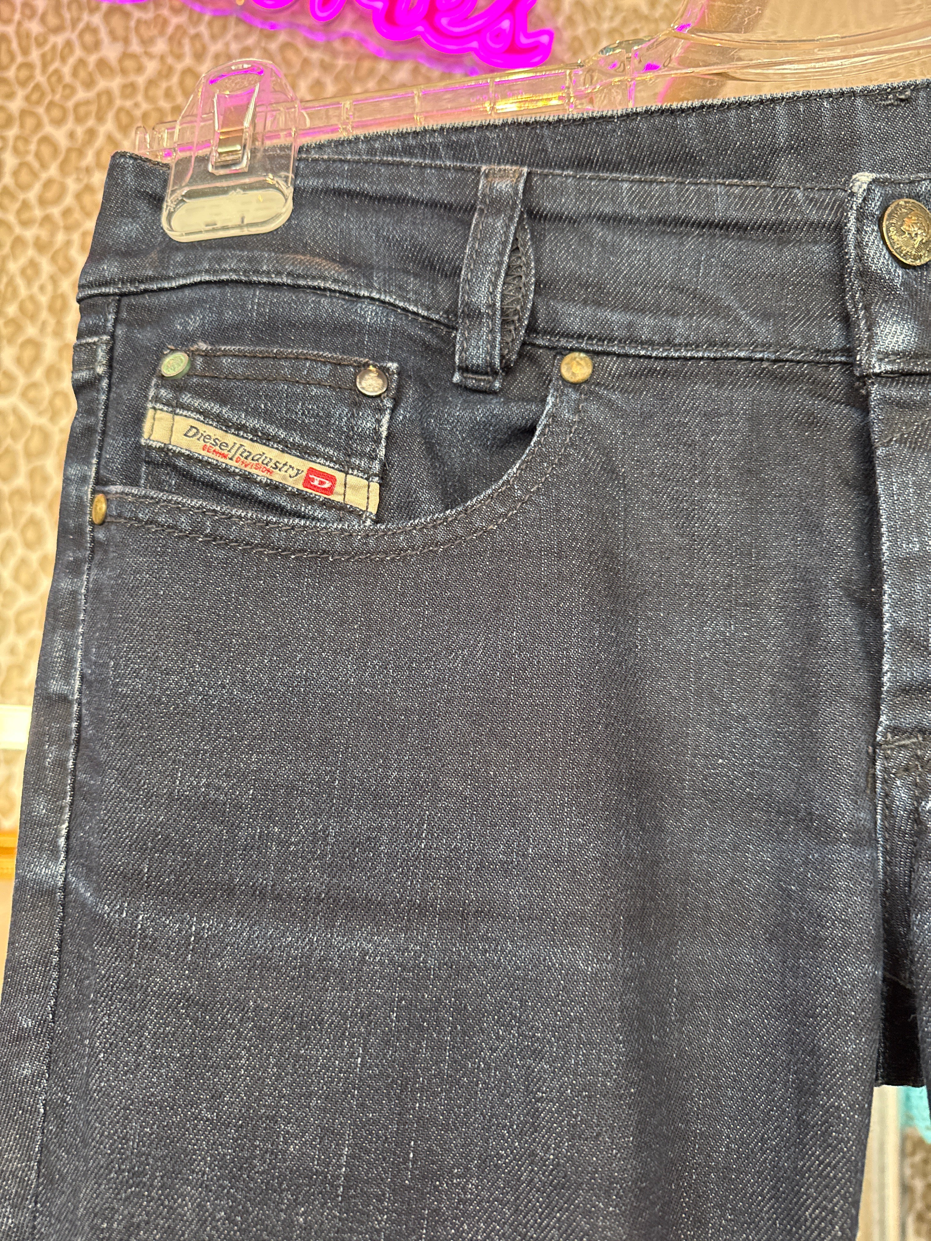 DIESEL low waist jeans maat M