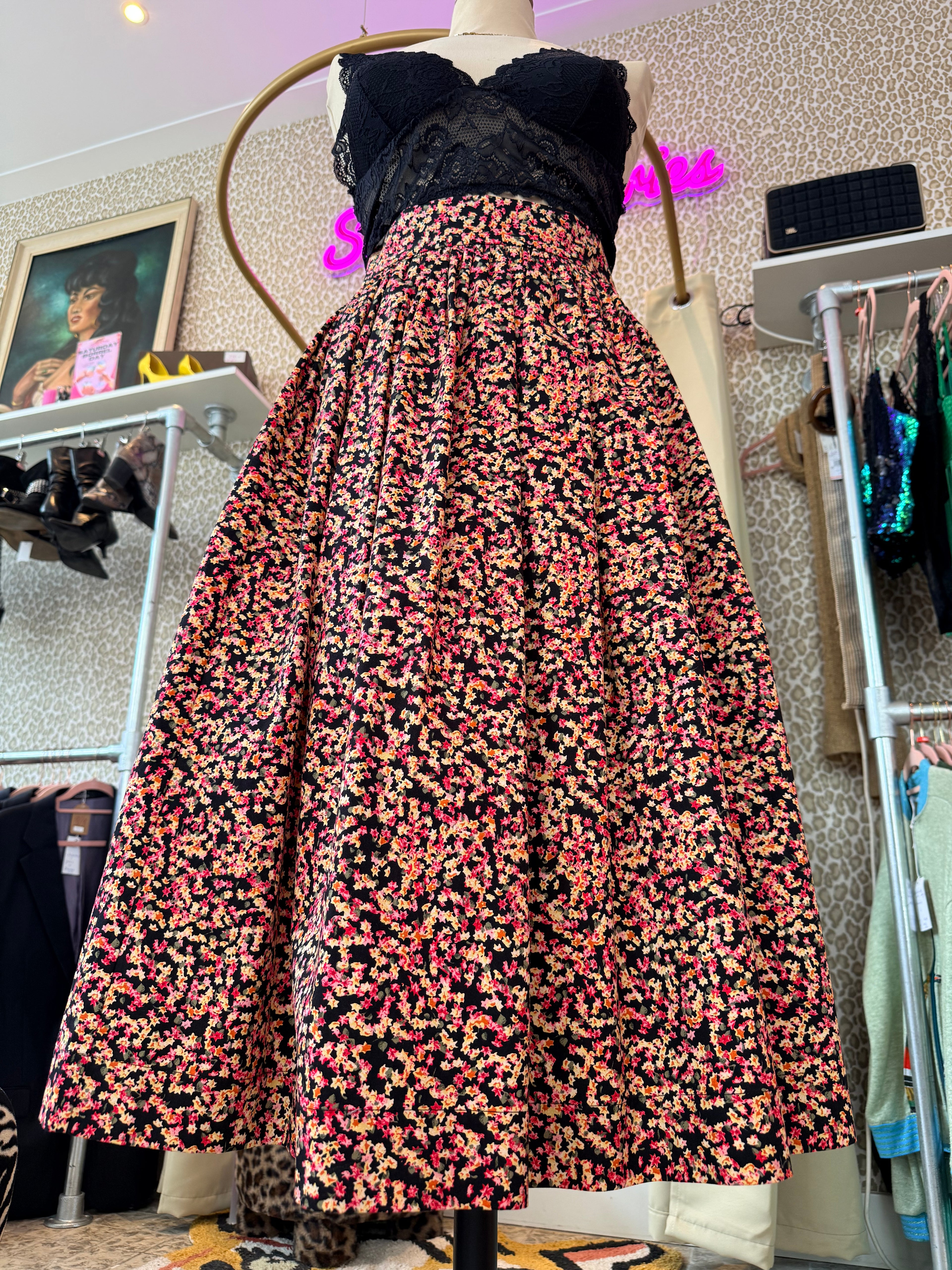 H&M rok maat M