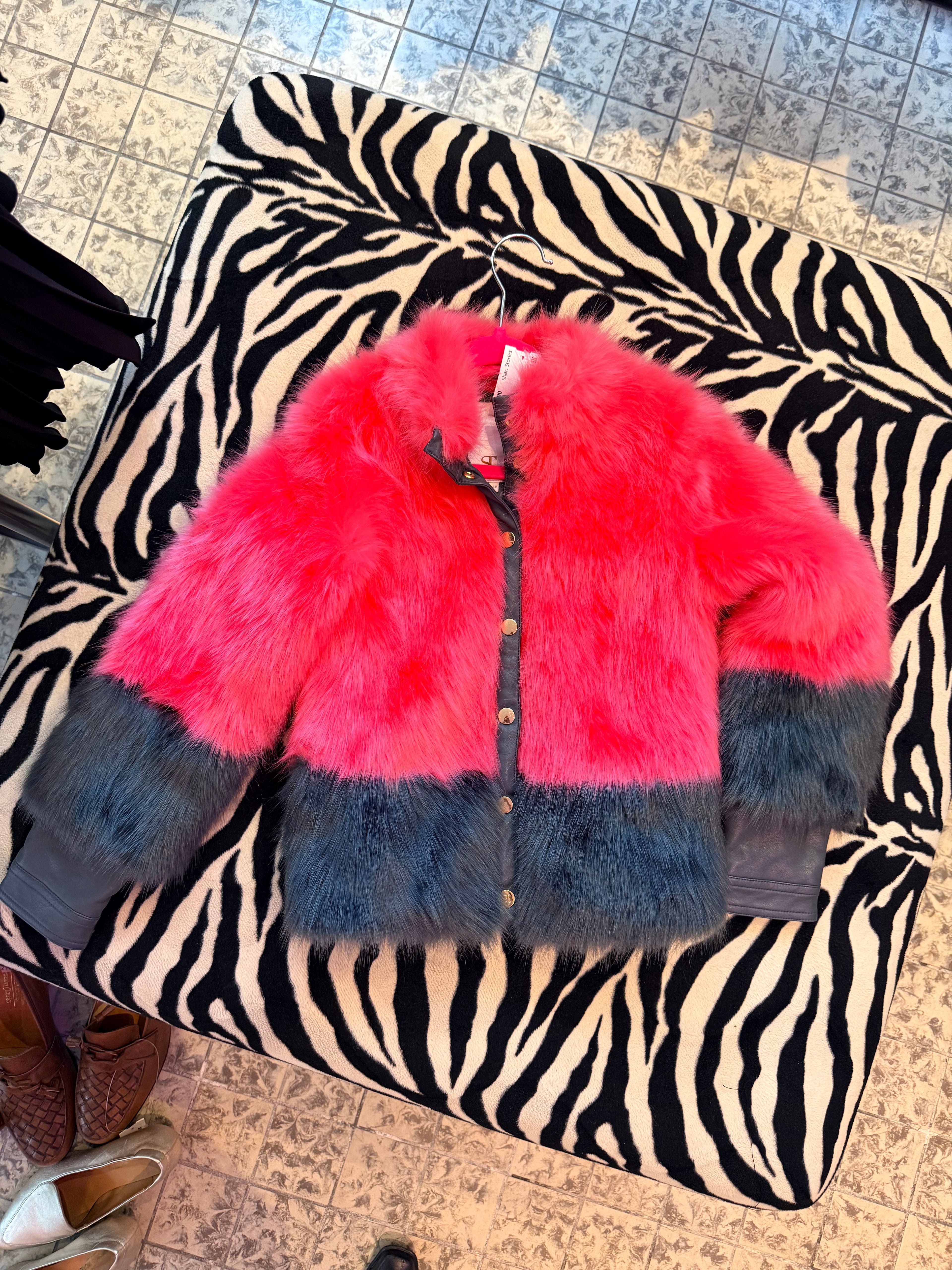 SuperTrash faux furr jas 128 cm 7/8/9 jaar