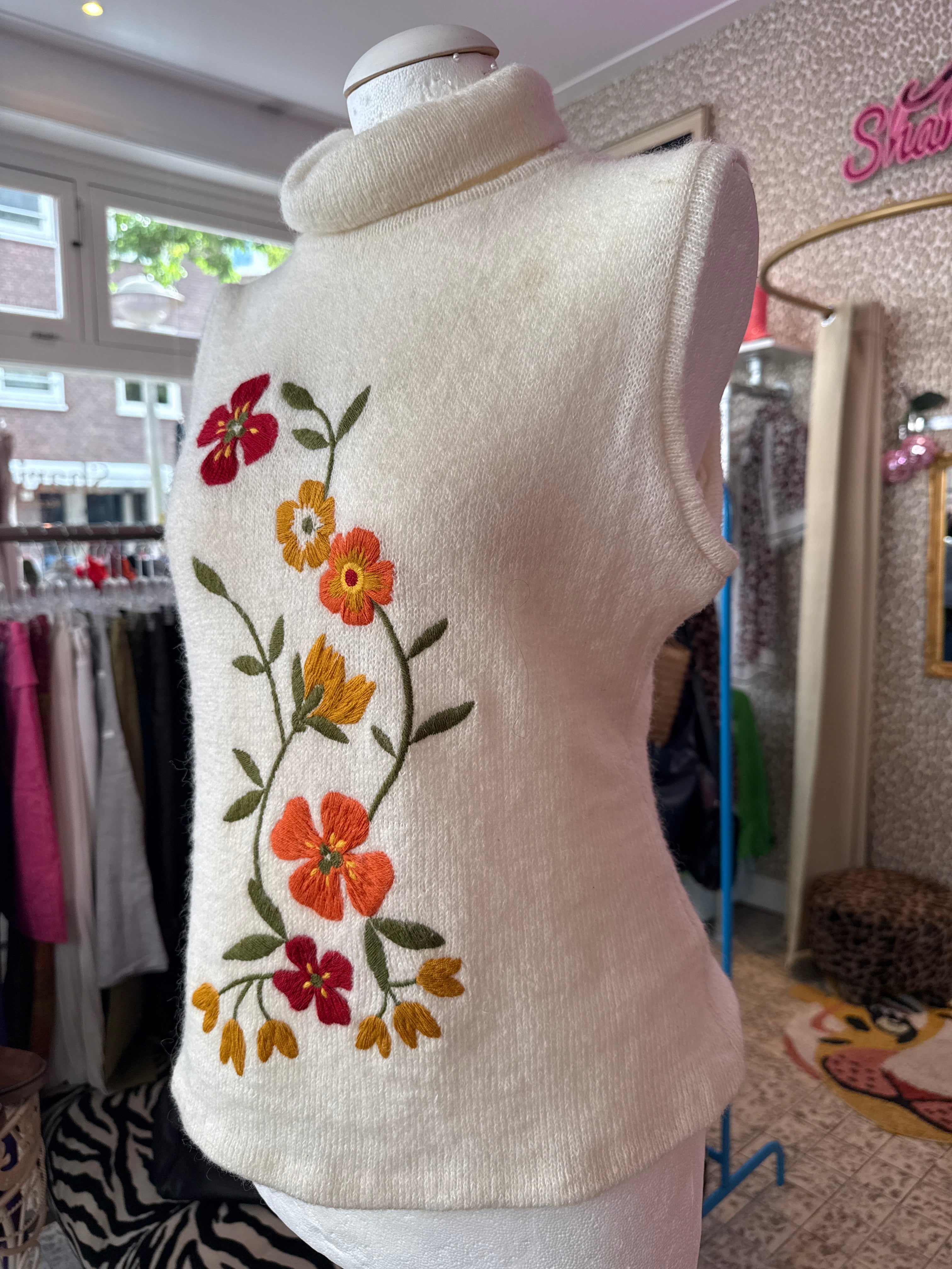 Wollen shirt mouwloos maat L/XL