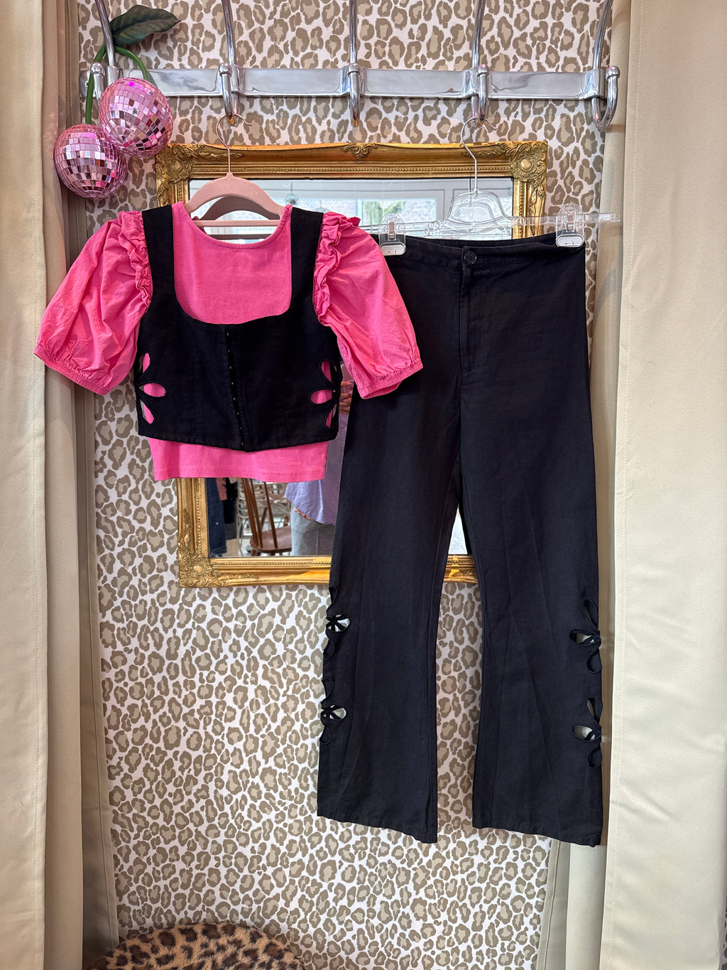 Les Coyotes de Paris set - broek + top 10 jaar (roze top niet inbegrepen)