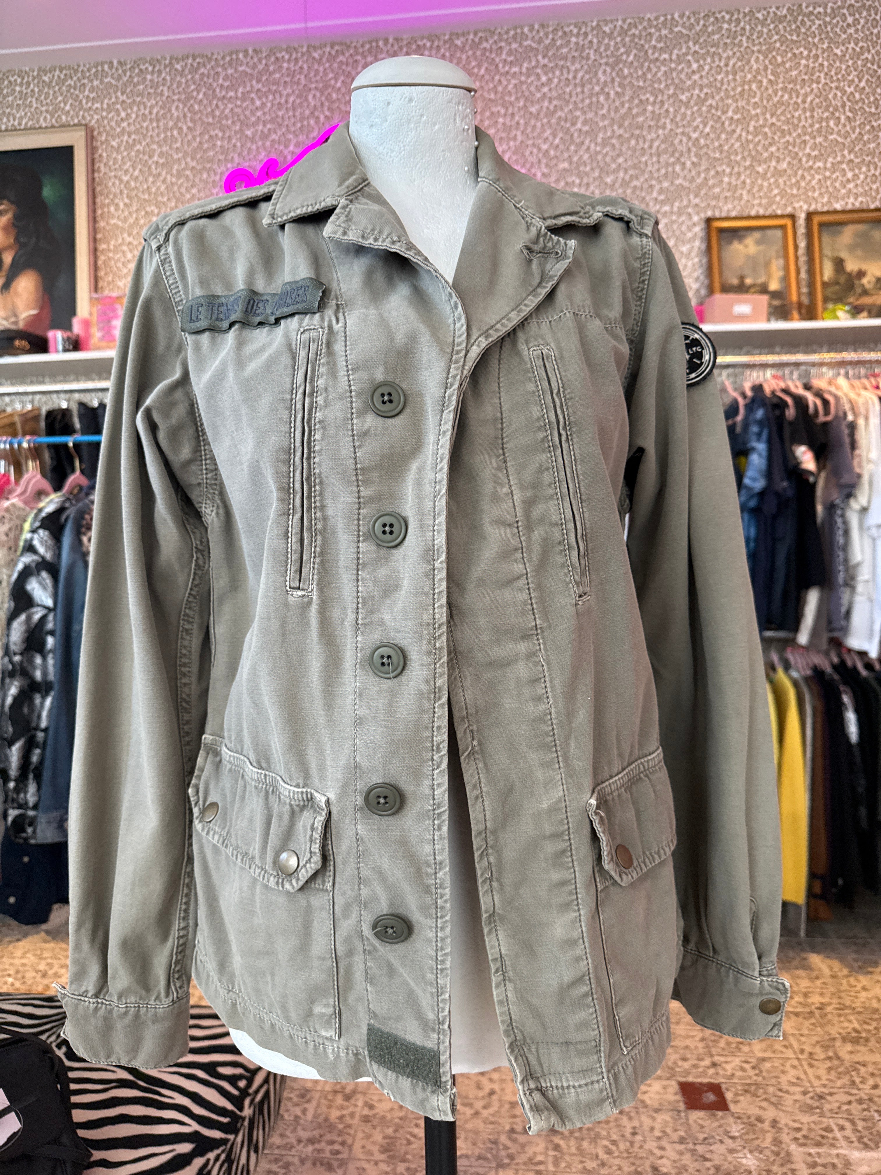 Vintage legerkleur jas maat S