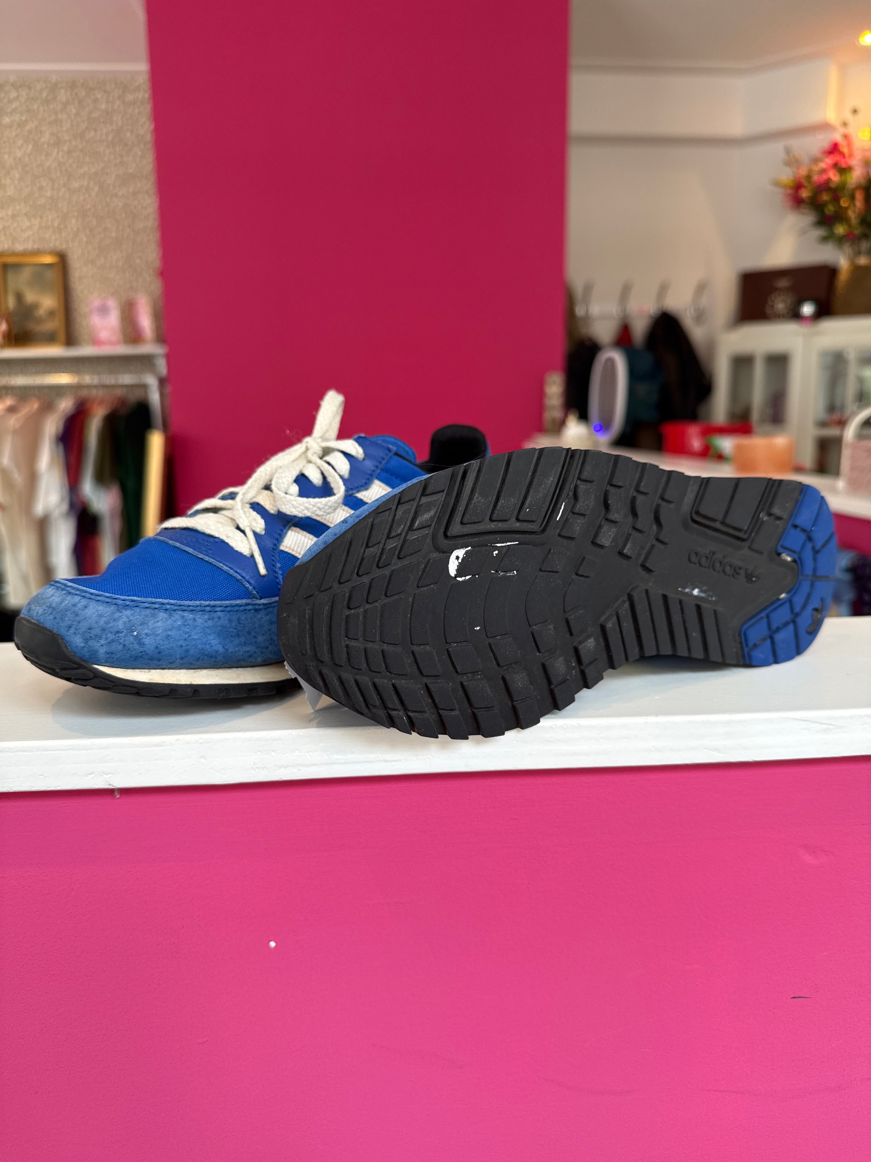 Adidas sneakers maat 37