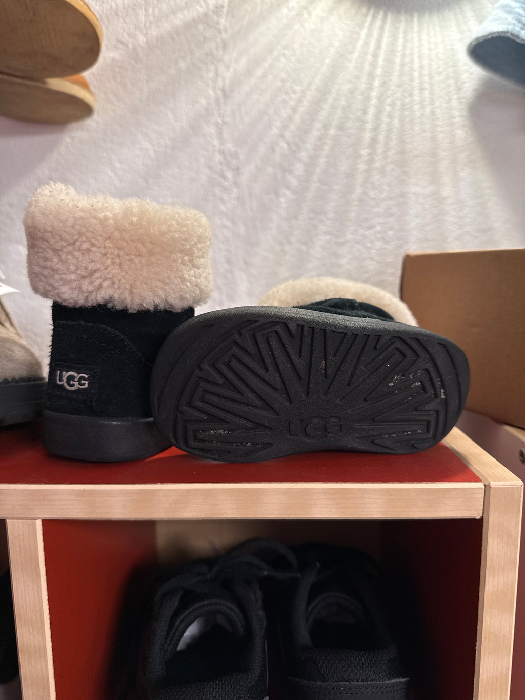 UGGS maat 20,5