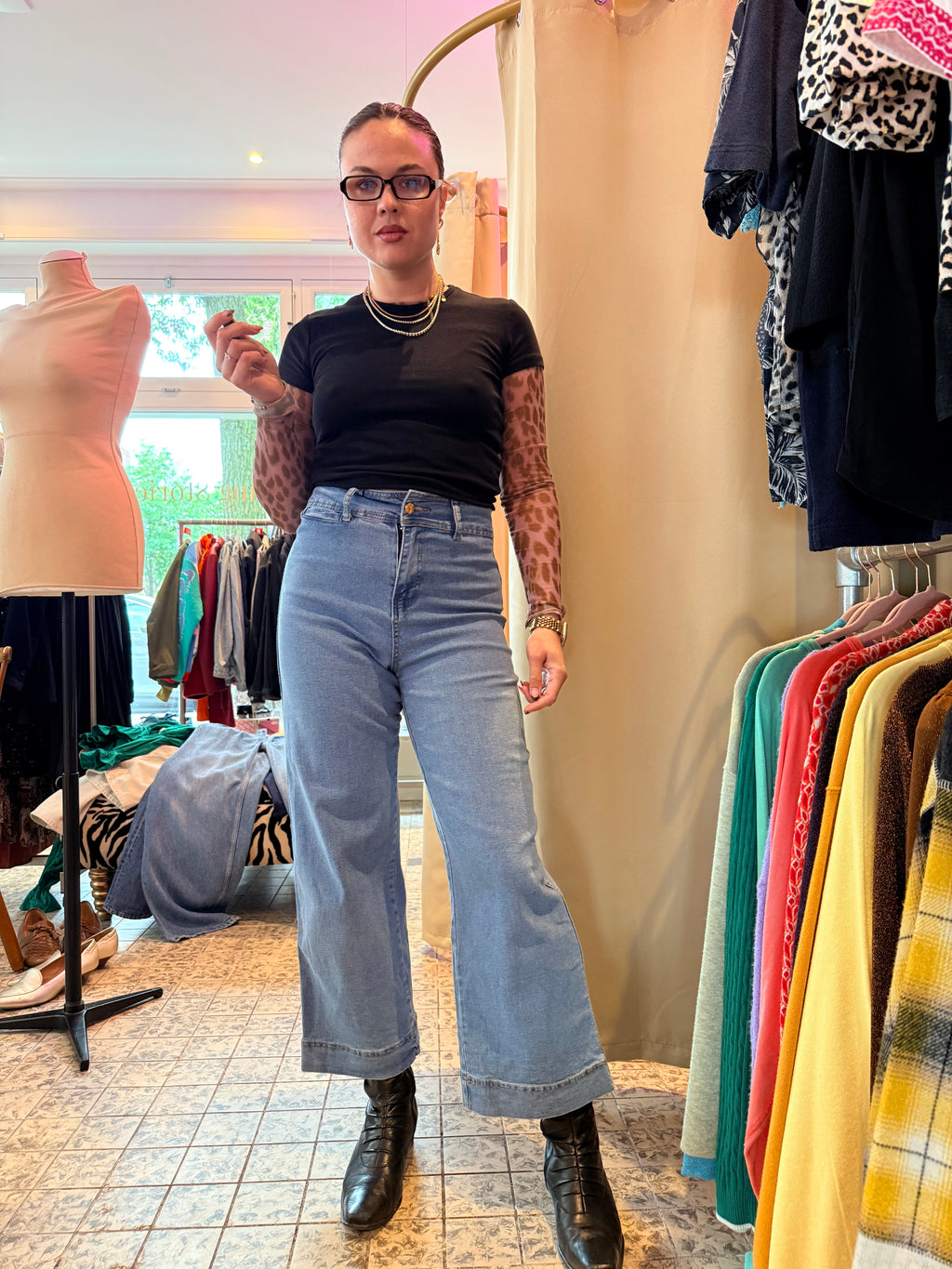 Straight leg jeans maat S (stretch)