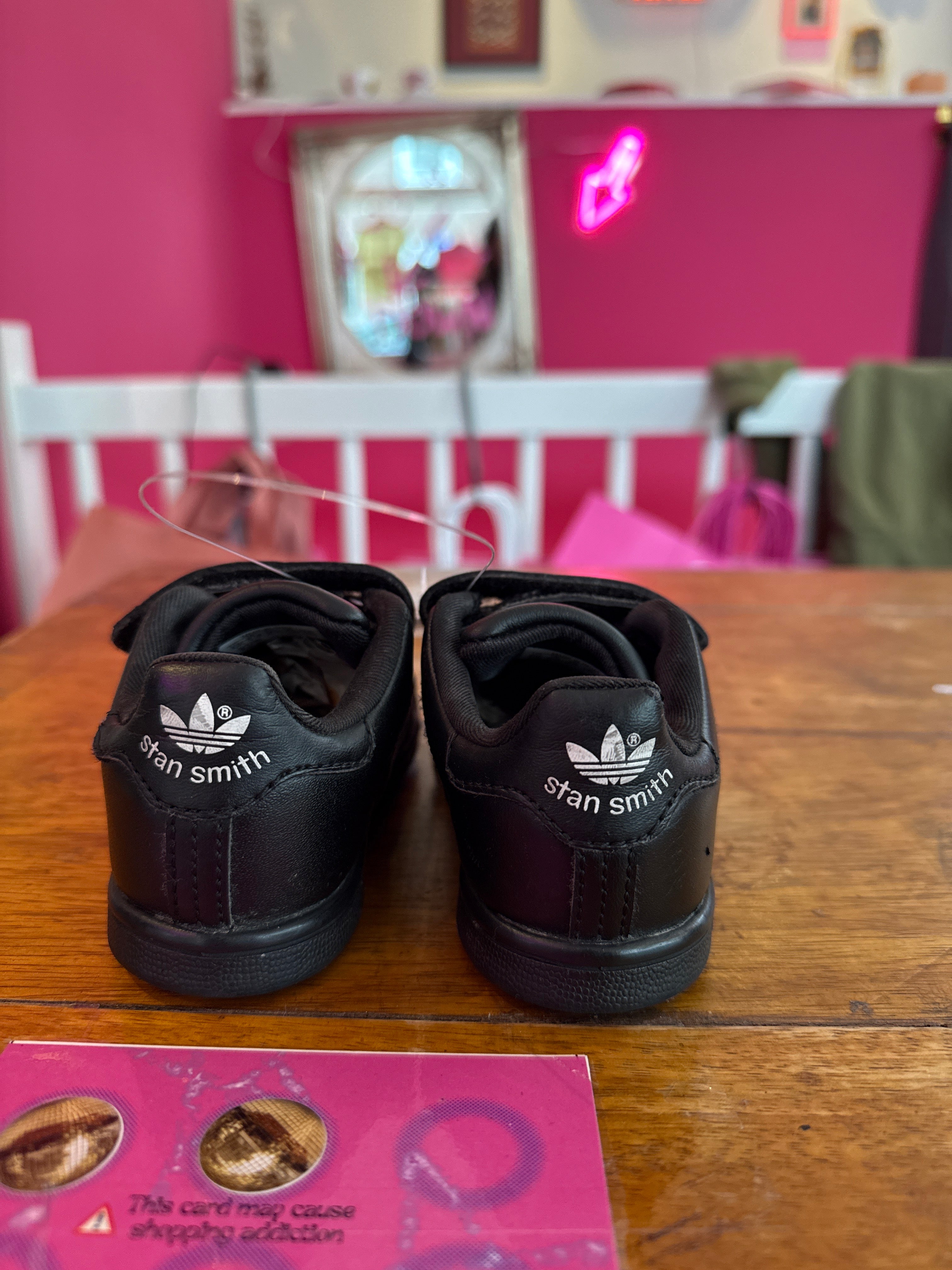 Adidas sneakers maat 22