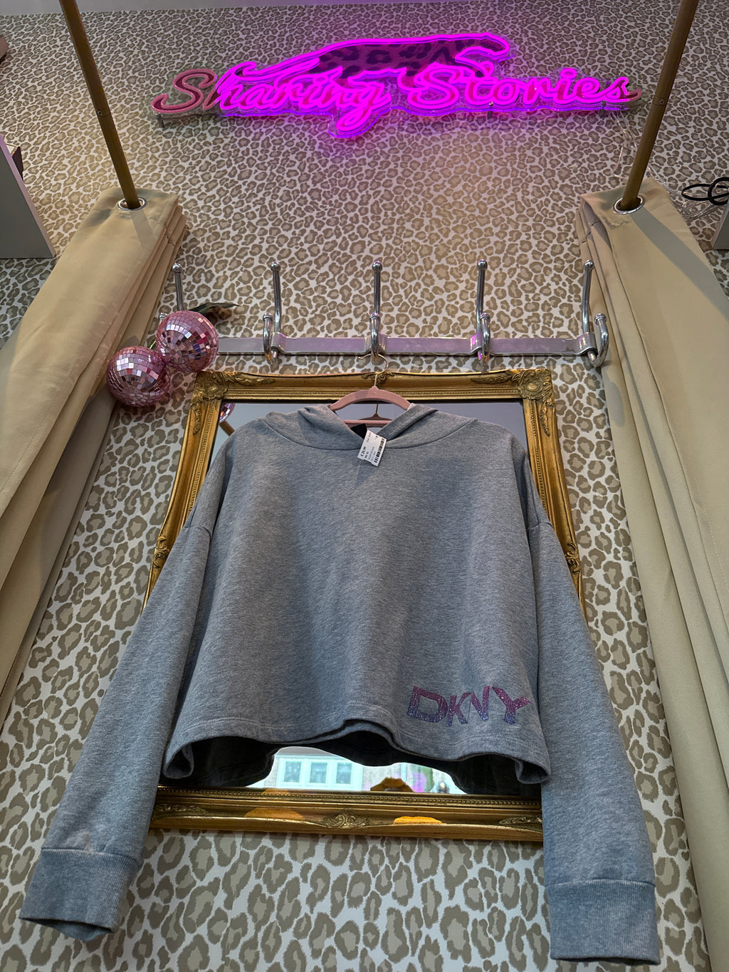 DKNY cropped trui maat XL