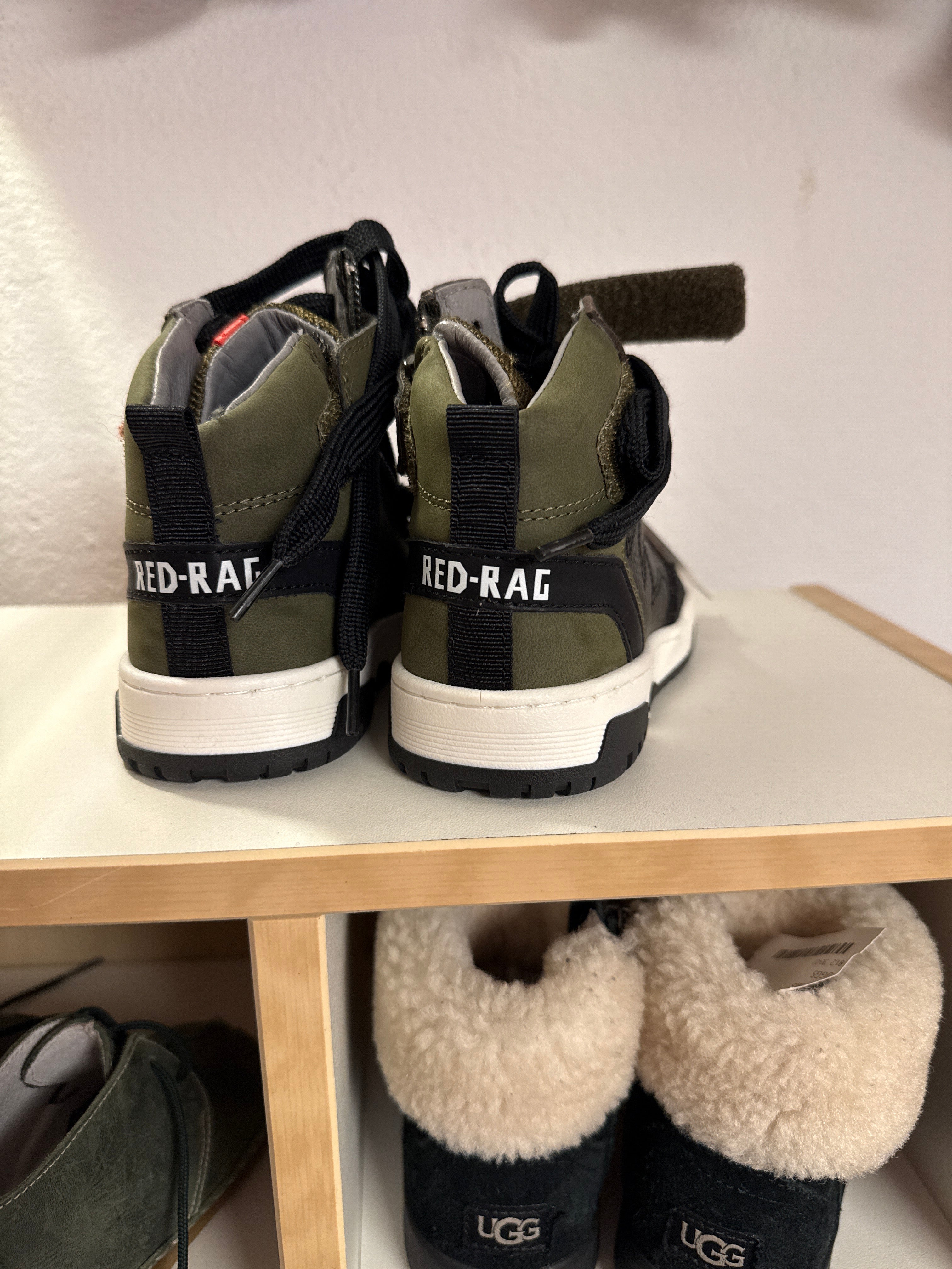 Red-Rag sneakers maat 24