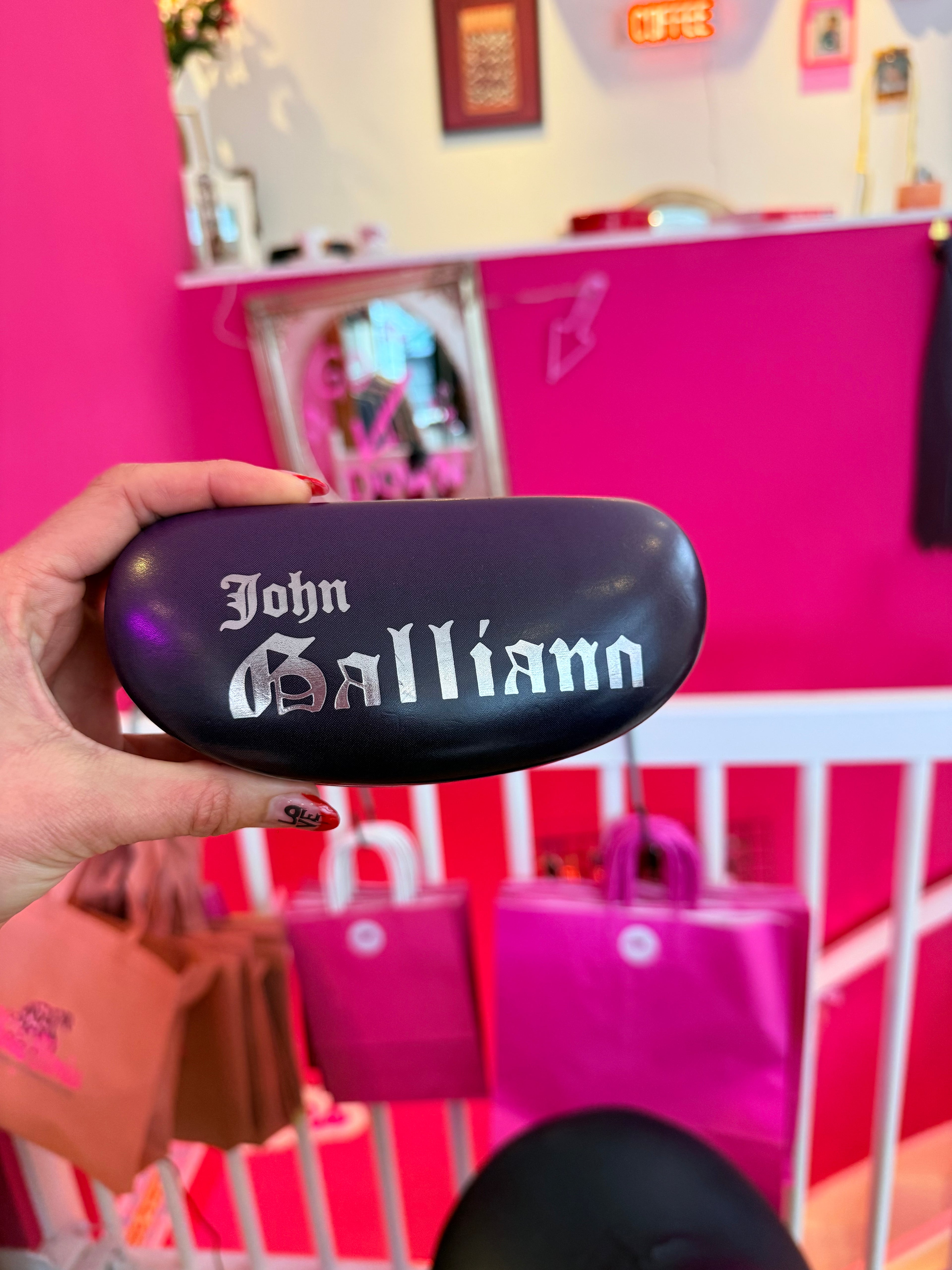 John Galliano zonnebril maat XS