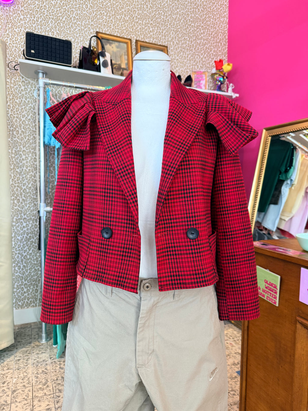 Up-cycled by Sharon - cropped blazer met ruffles maat S