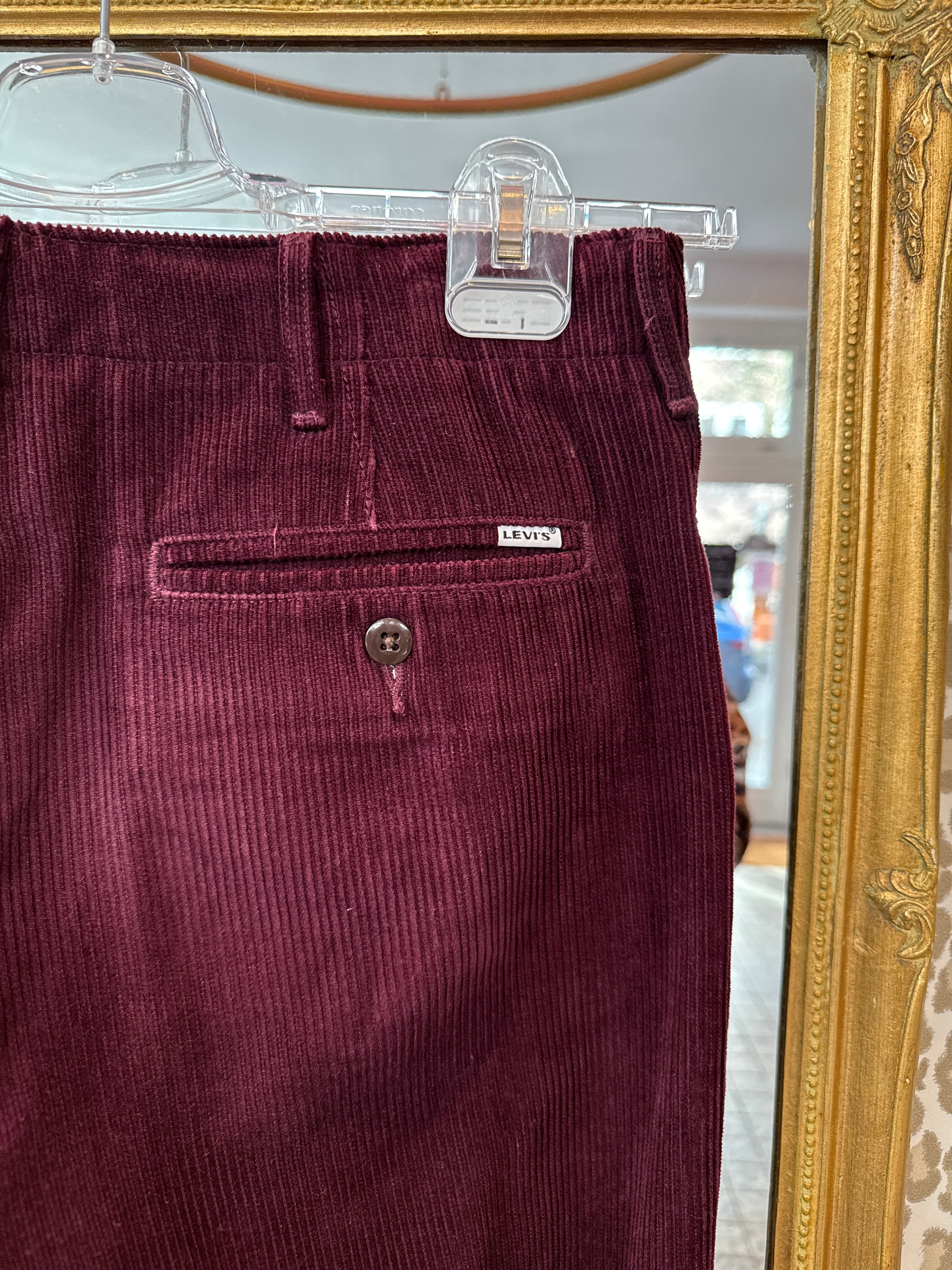 LEVI’s broek maat S/M