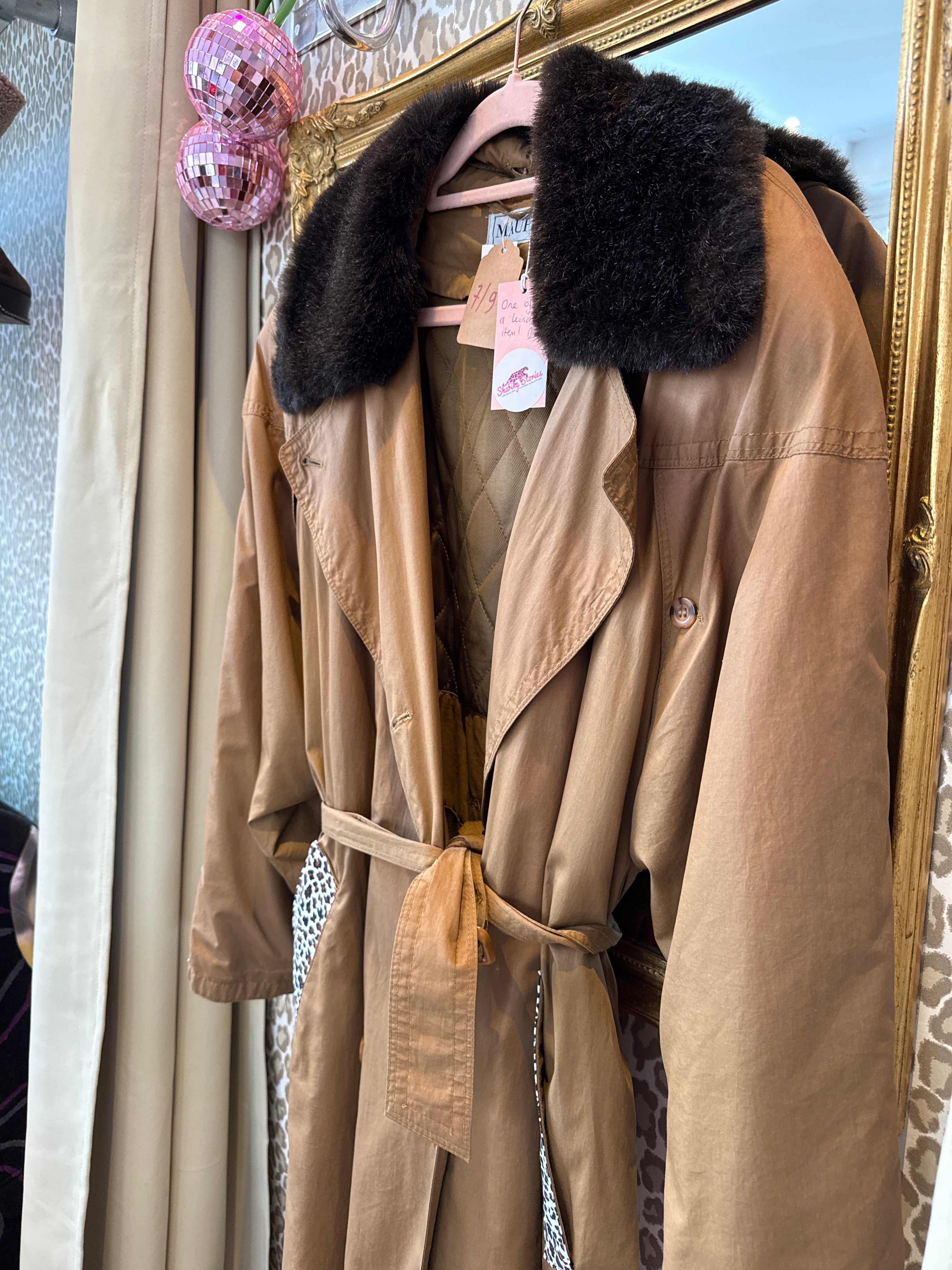 Upcycled Trenchcoat Brandnew x Sharing Stories maat L/XL