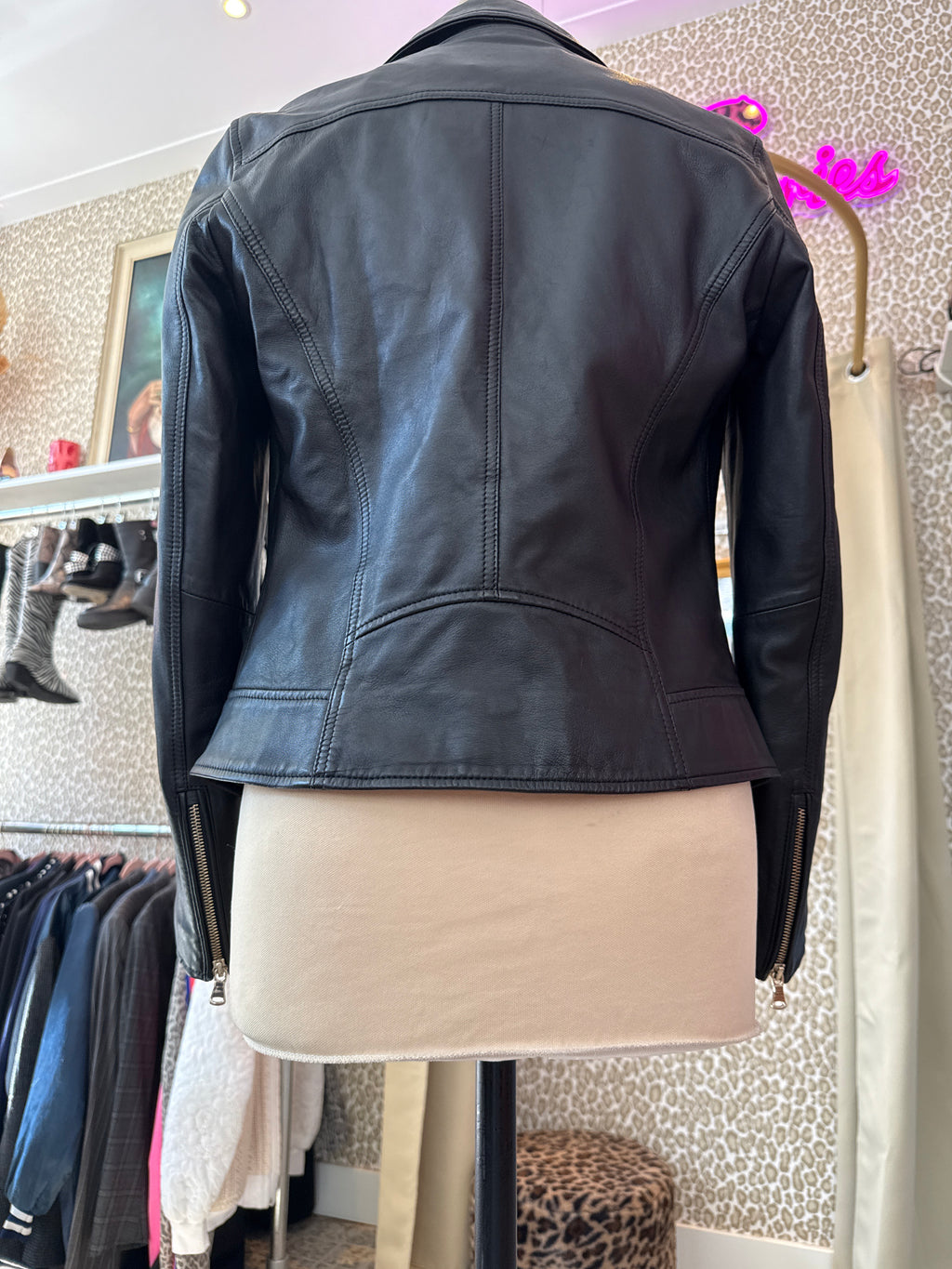 Massimo Dutti leather jacket maat S