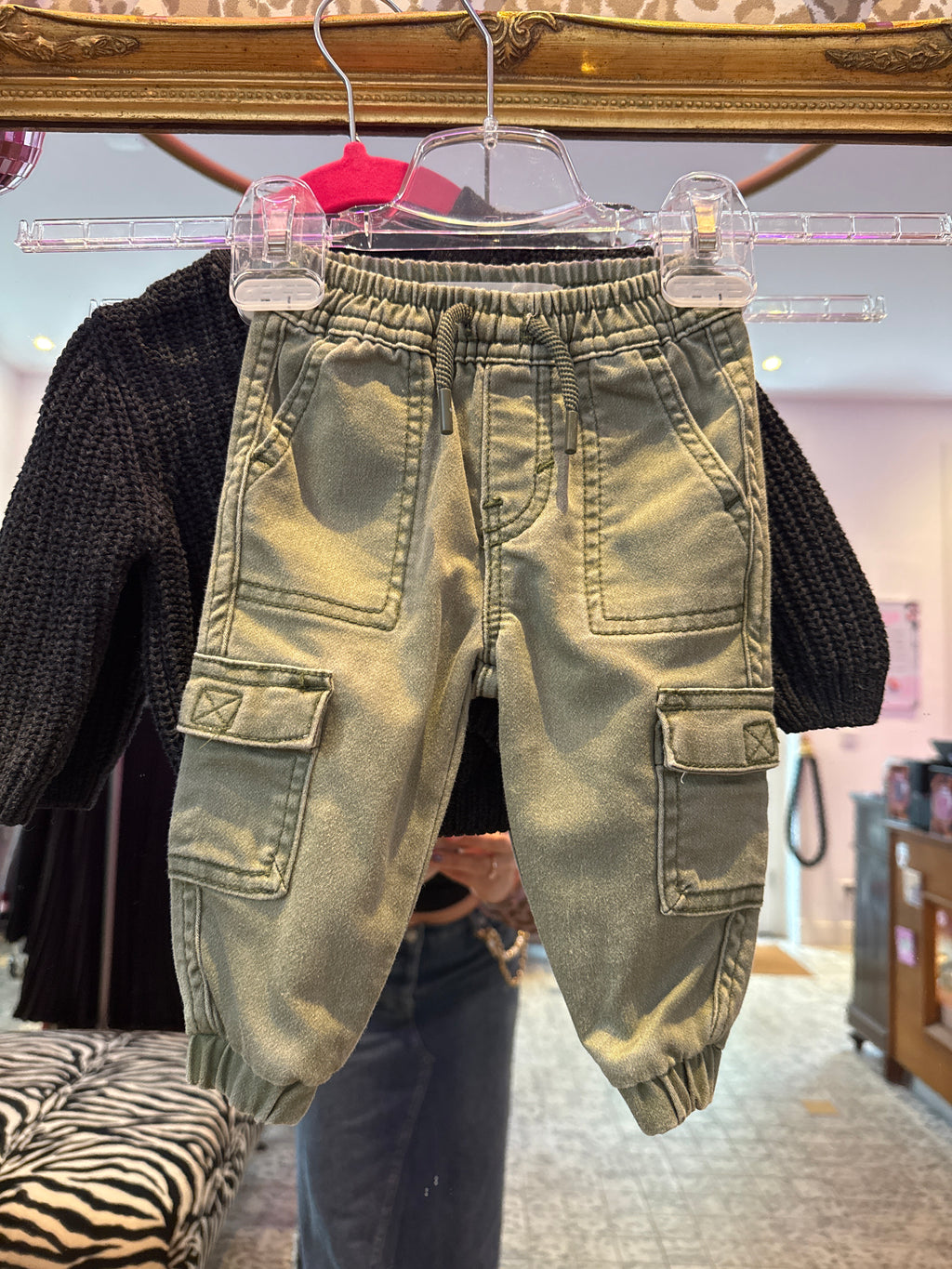 Prenatal vest en LEVI’s cargo 1/2/3 maanden set ACTIE