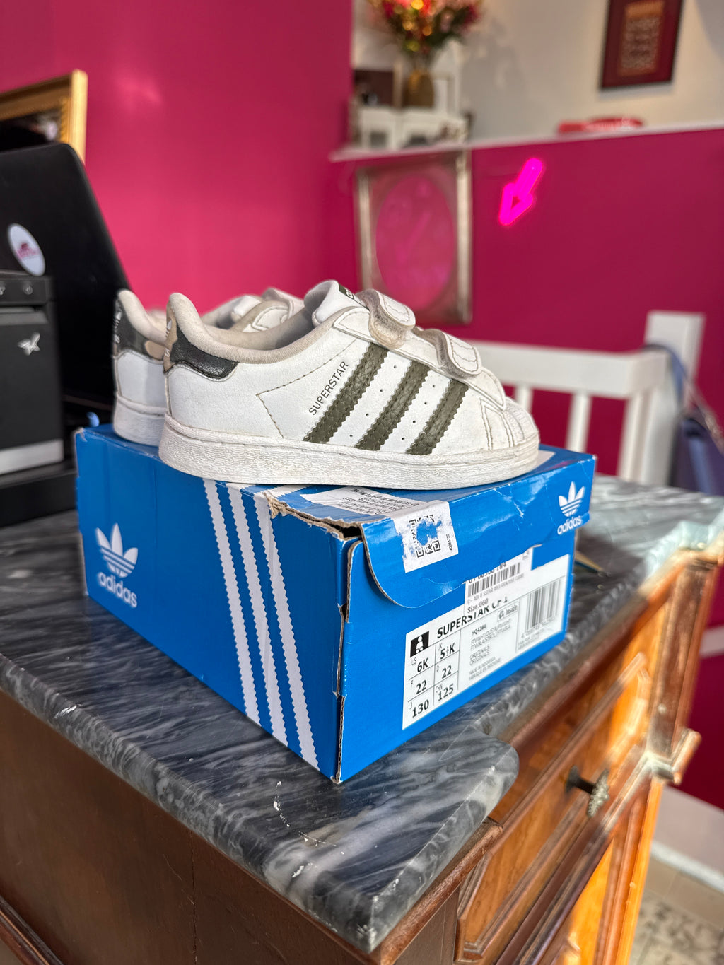 Adidas sneakers maat 22
