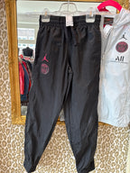 Nike Jordan Trainingsbroek maat 8-10 jaar