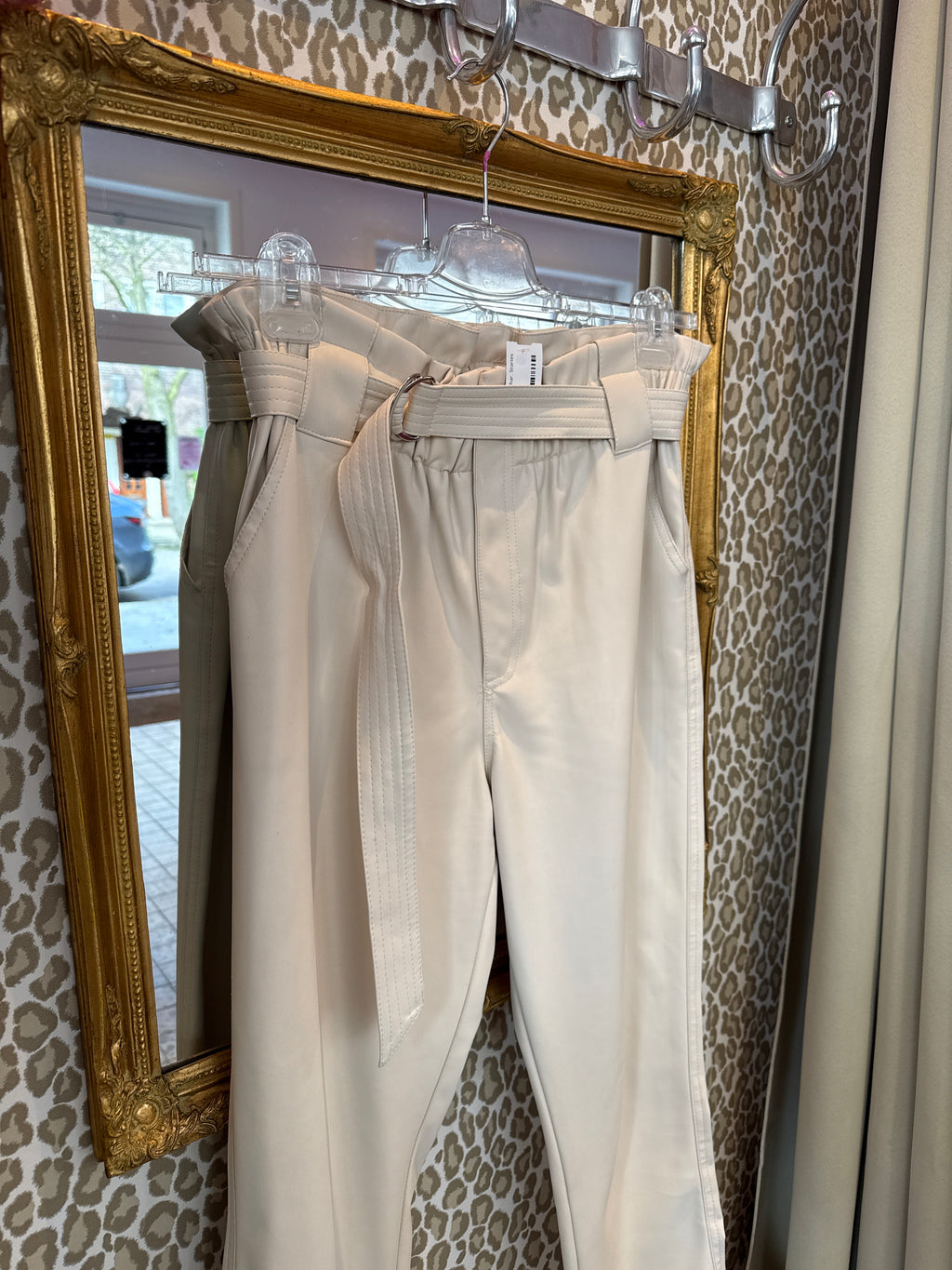 Aaiko broek maat M