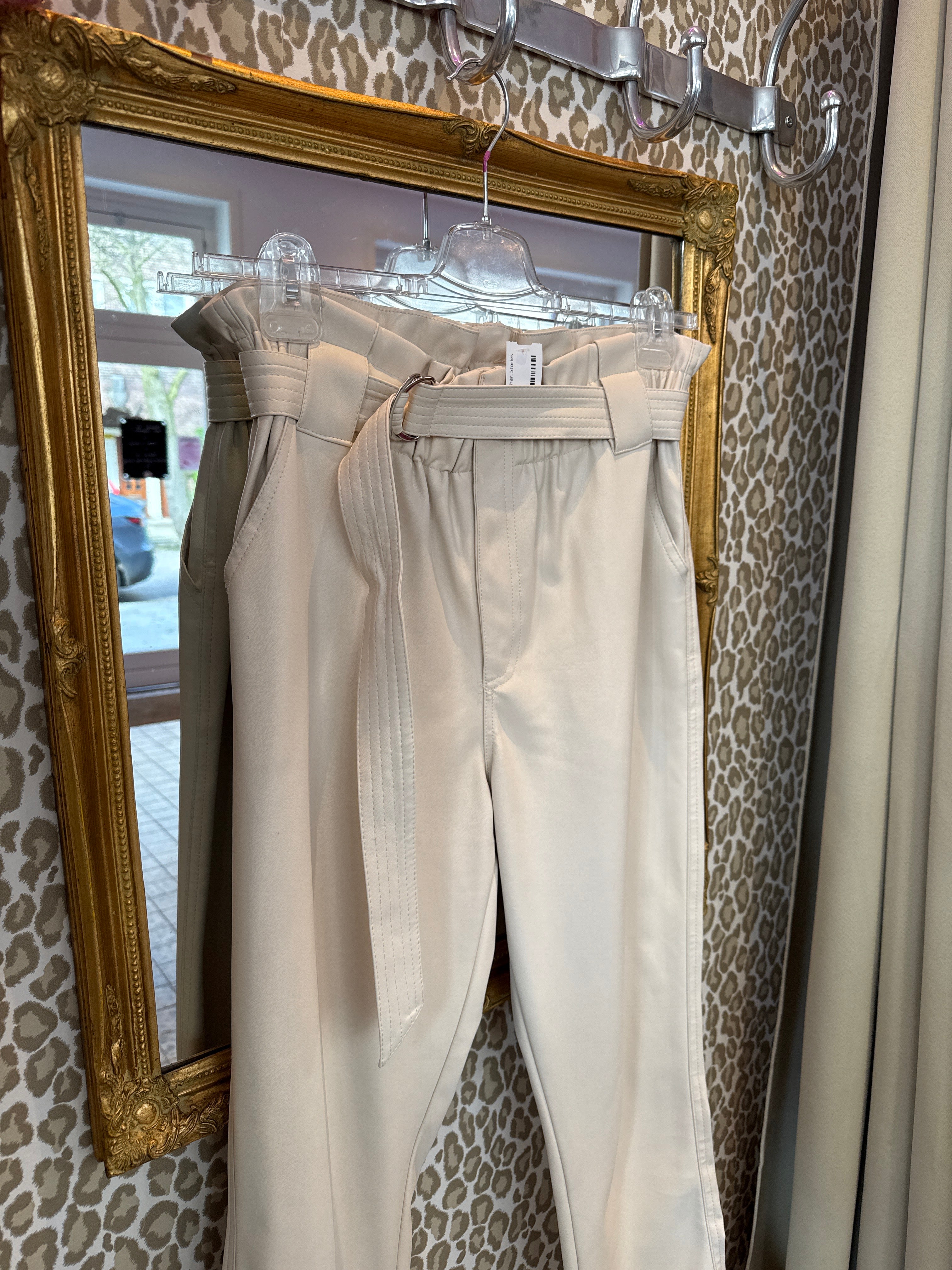 Aaiko broek maat M
