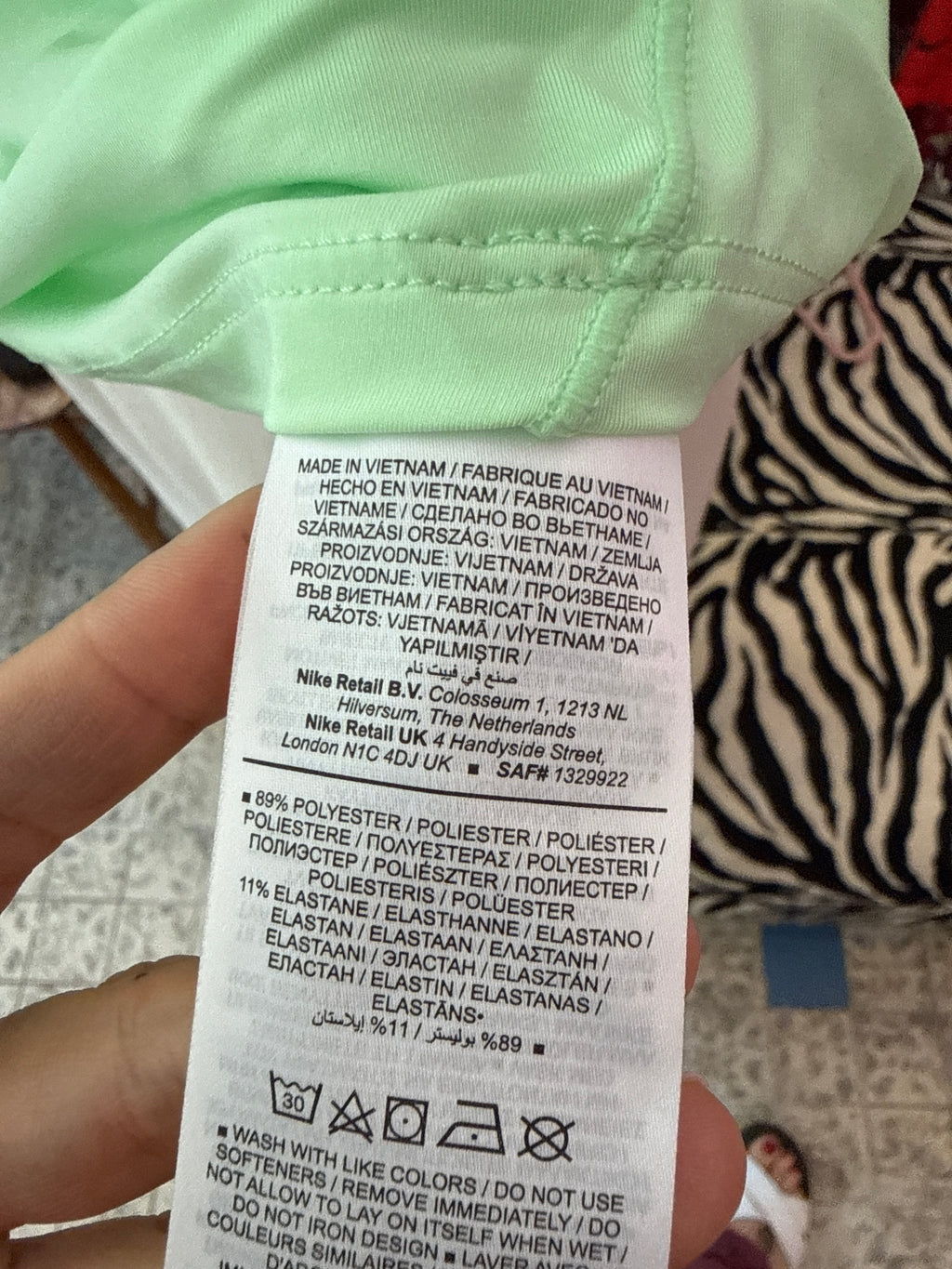 Nike sport top (nieuw) maat L