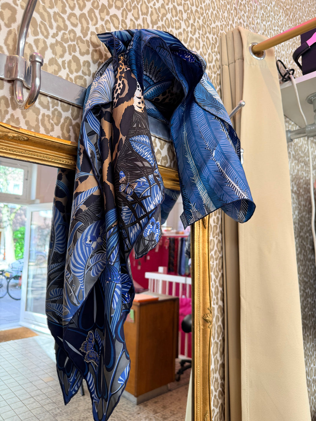 Hermès sjaal 100% zijde met originele doos