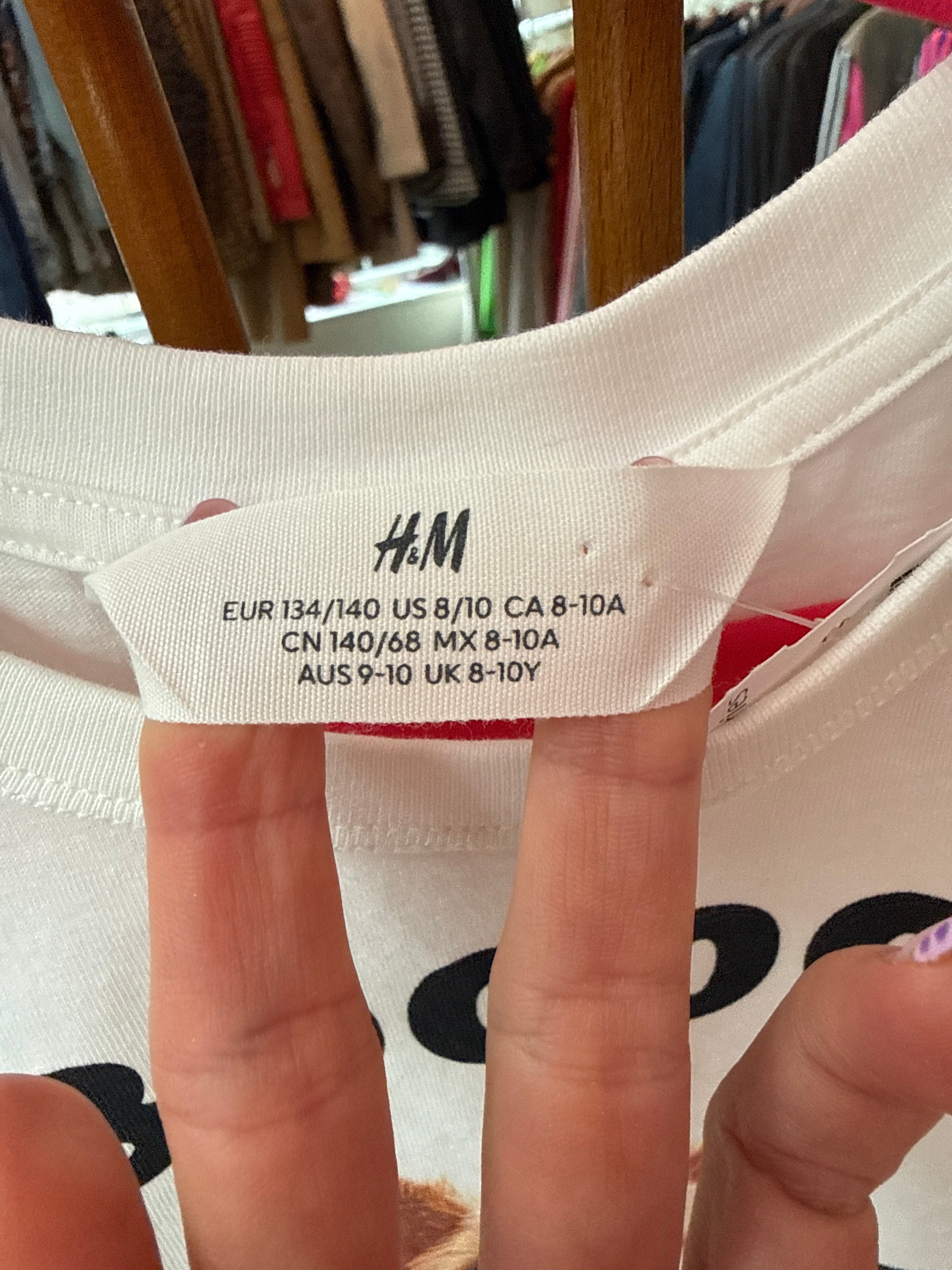 H&M t-shirt 8/9/10 jaar