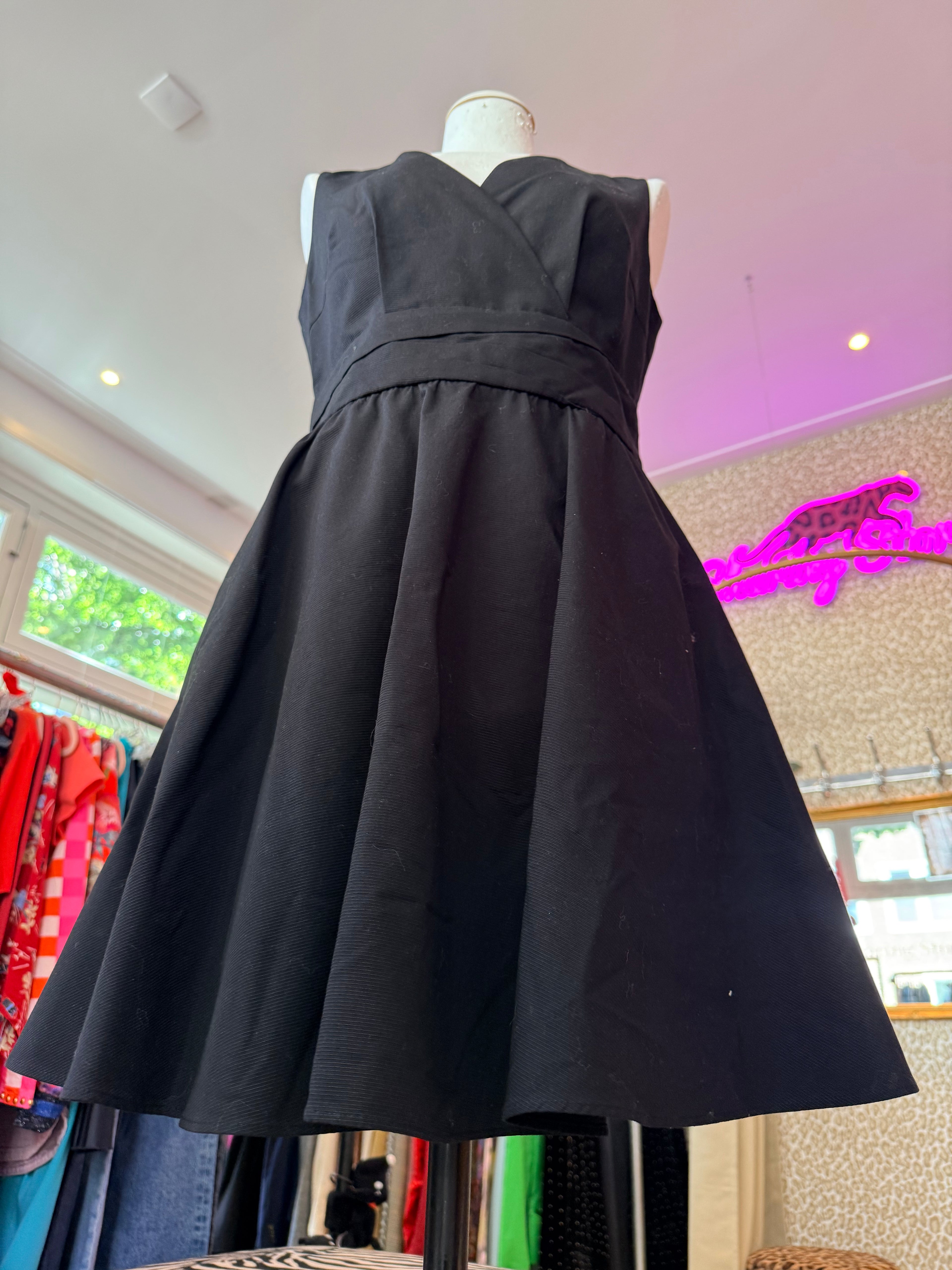 Tara Jarmon jurk maat 40 EU size L