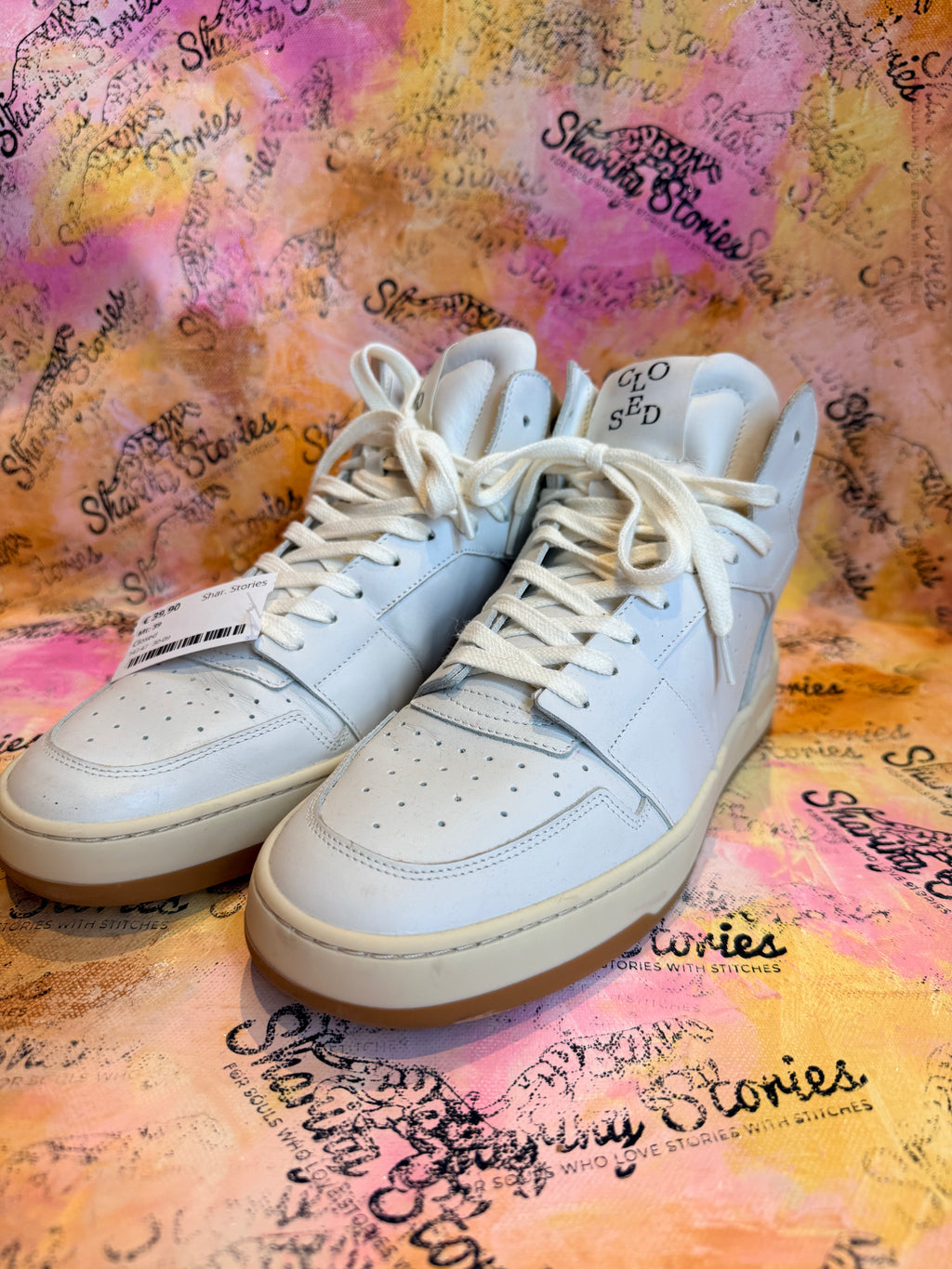 Closed sneakers maat 39