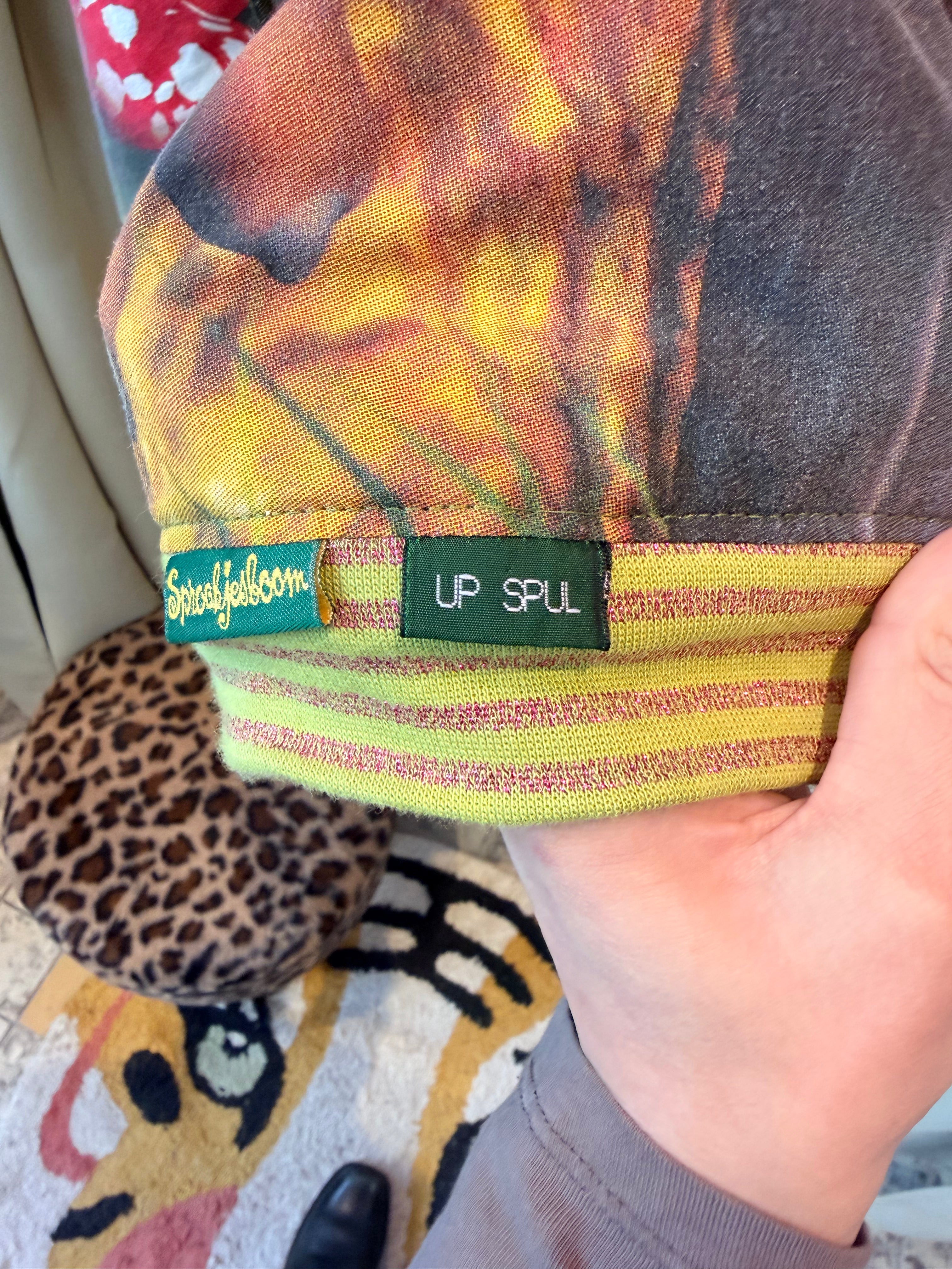 Handmade bomber by Upspul