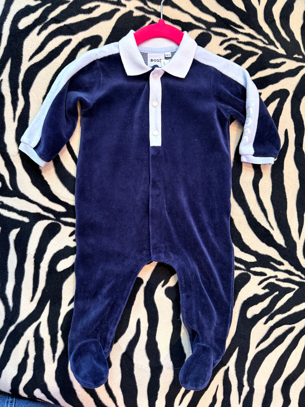 Hugo Boss pak 6 maanden 67 cm